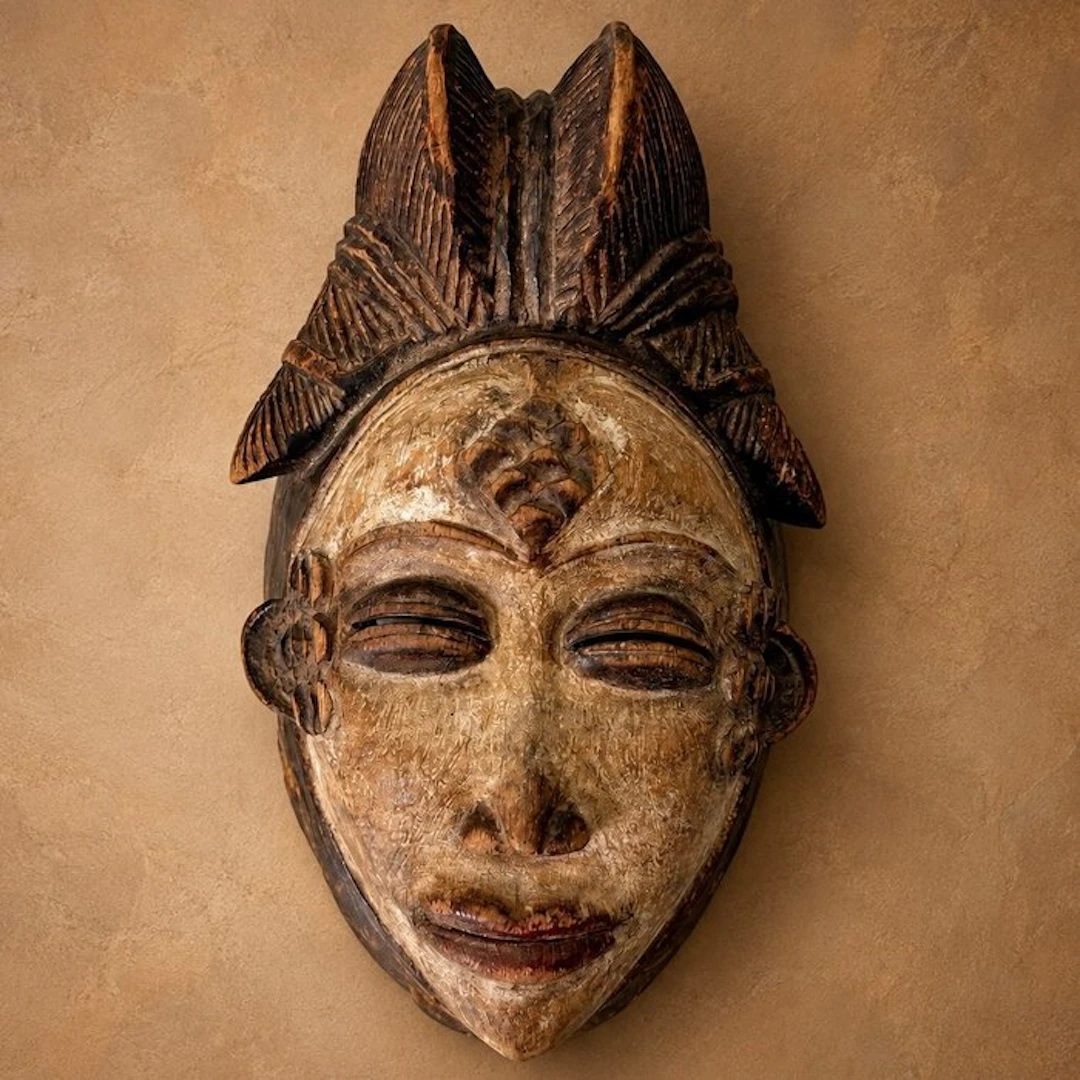 Okuyi/Mukudj mask - Punu - Gabon (No reserve price)
