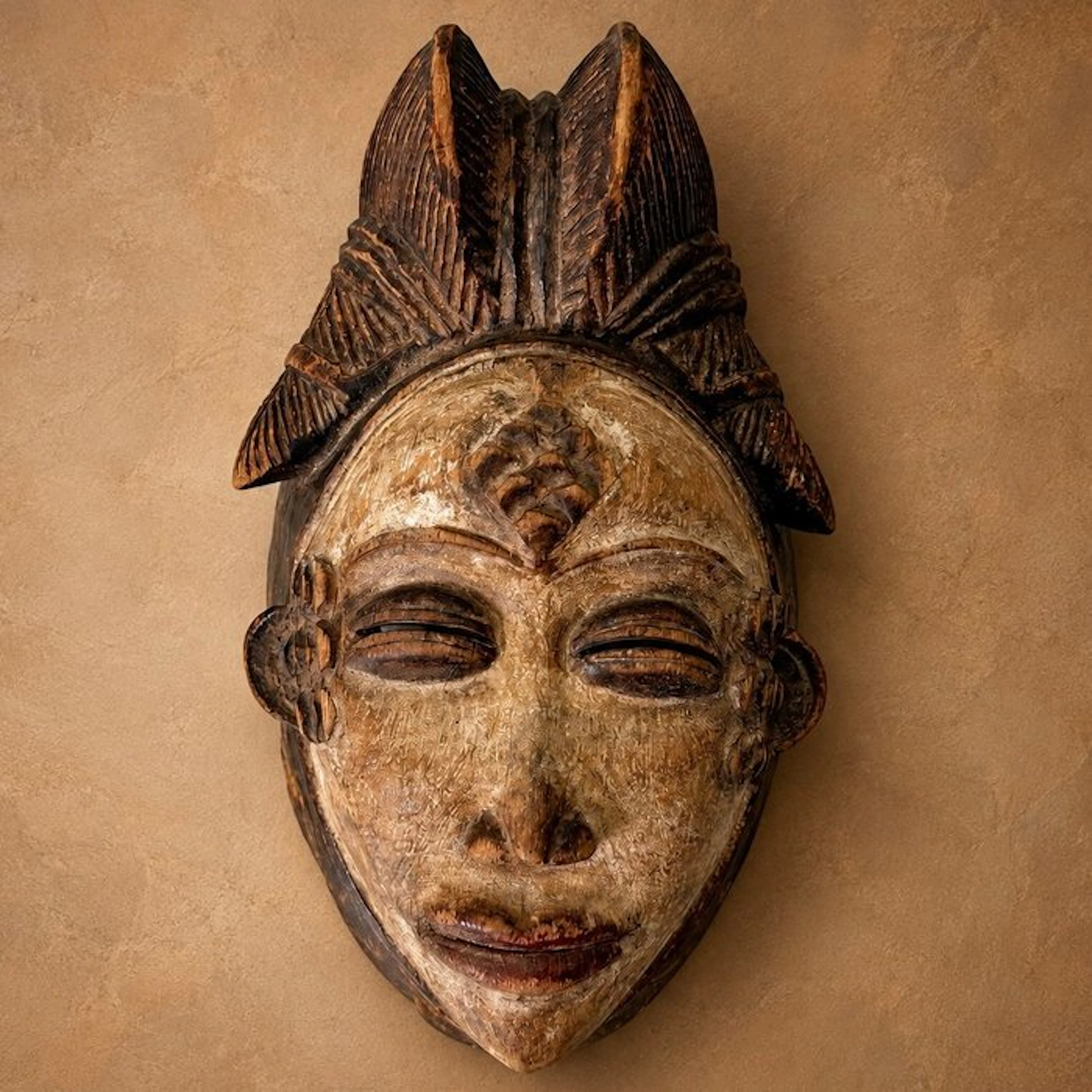 Okuyi/Mukudj mask - Punu - Gabon (No reserve price)
