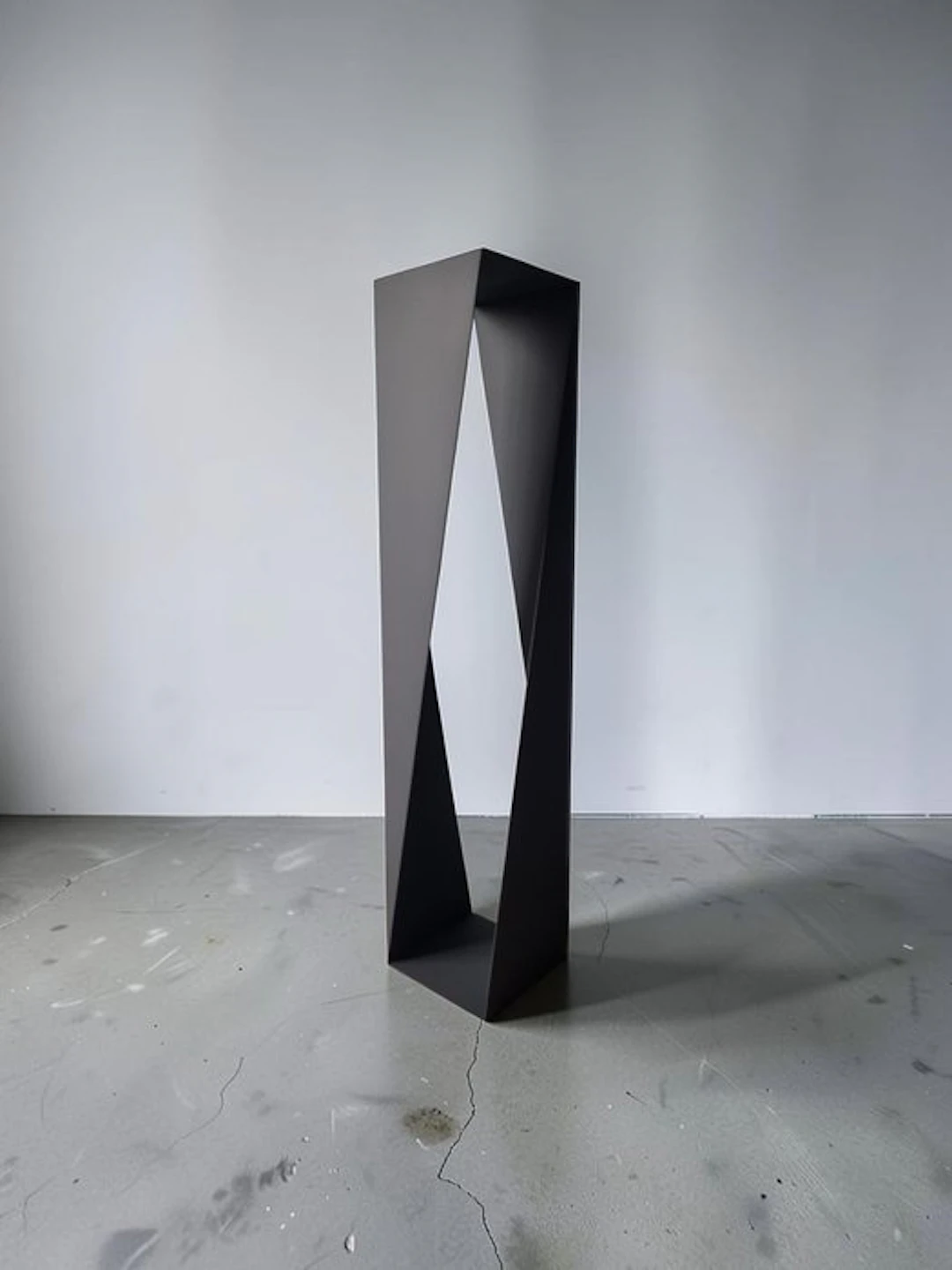 JVSculptures - Javi Villarroel Seoane - Stand - Rhombic...