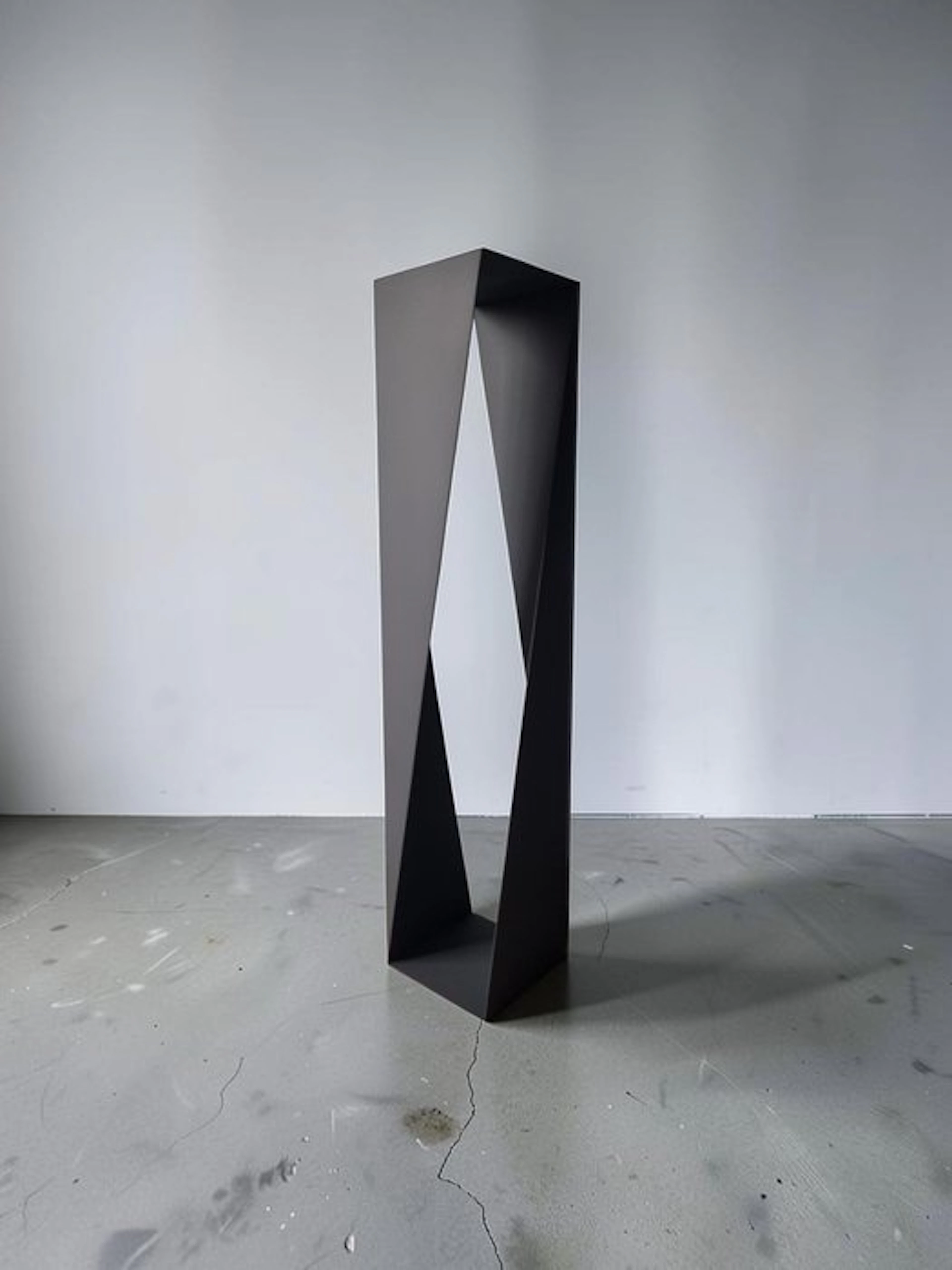 JVSculptures - Javi Villarroel Seoane - Stand - Rhombic...