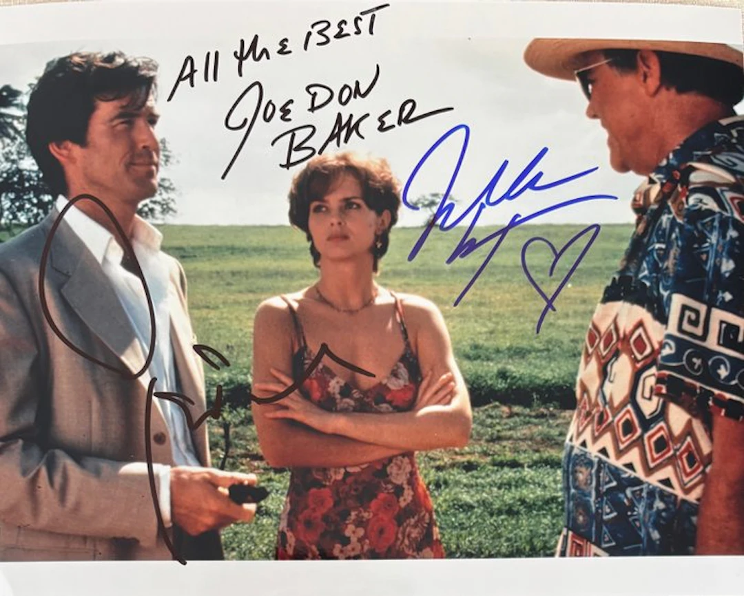 Pierce Brosnan + Izabella Scorupco + Joe Don Baker...