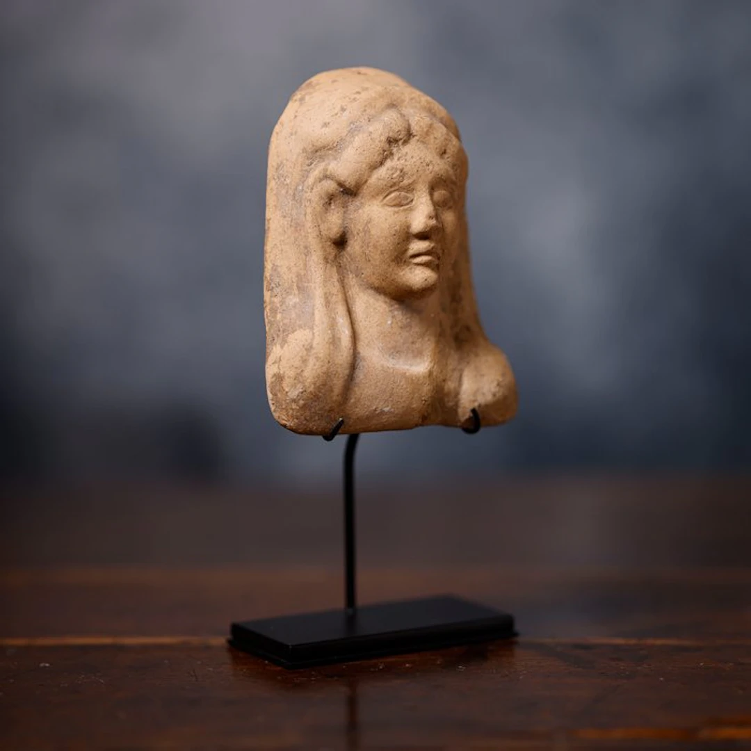 Ancient Greece, terracotta Votive Plaque - 11.5 cm