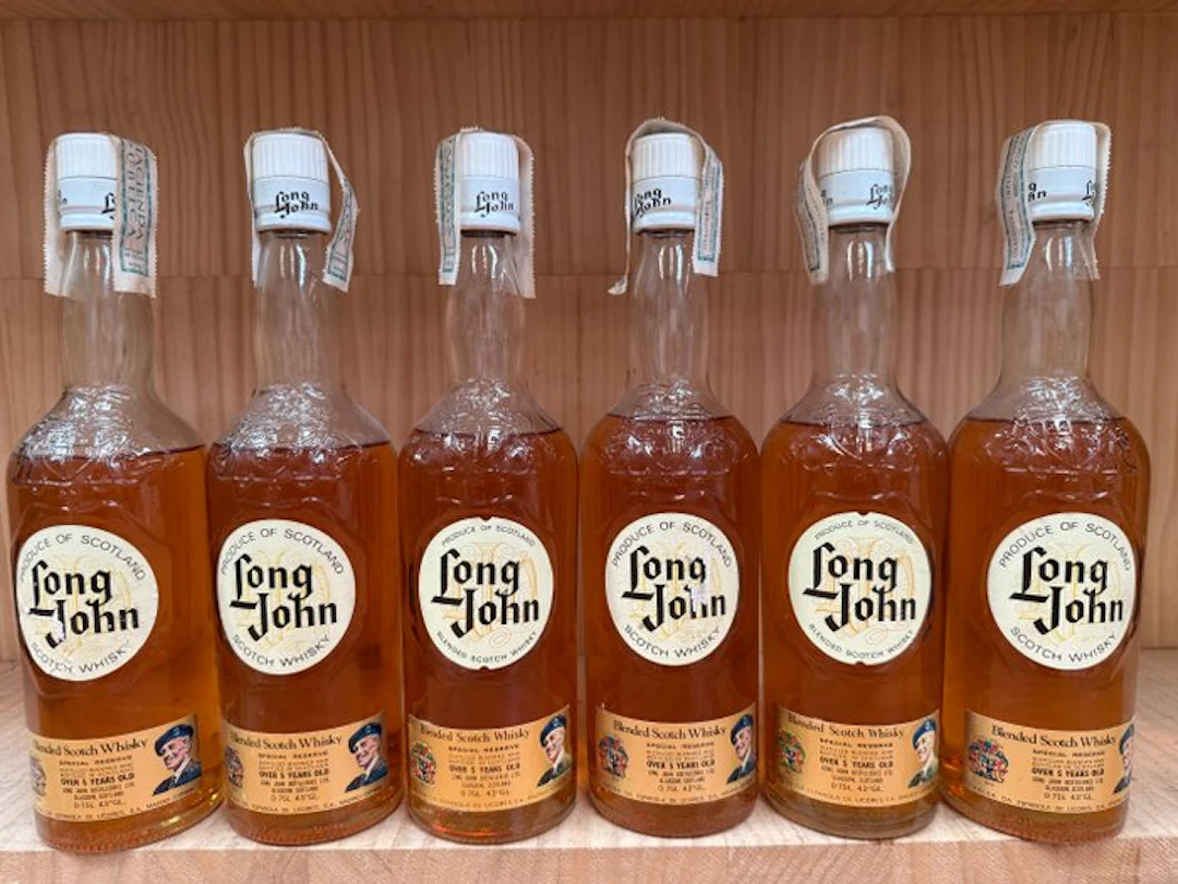 Long John 5 years old Special Reserve - b. 1970s - 75cl - 6 bottles