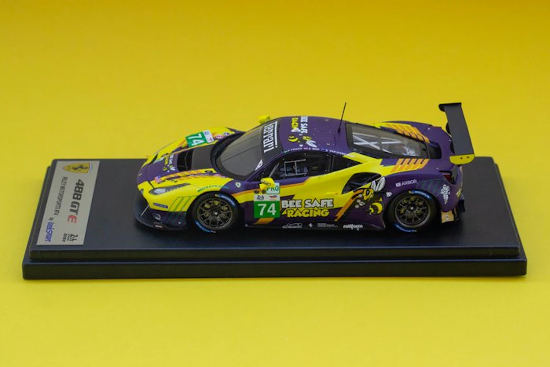 Look Smart 1:43 - Model car - Ferrari 488 GTE Riley Motorsports #74