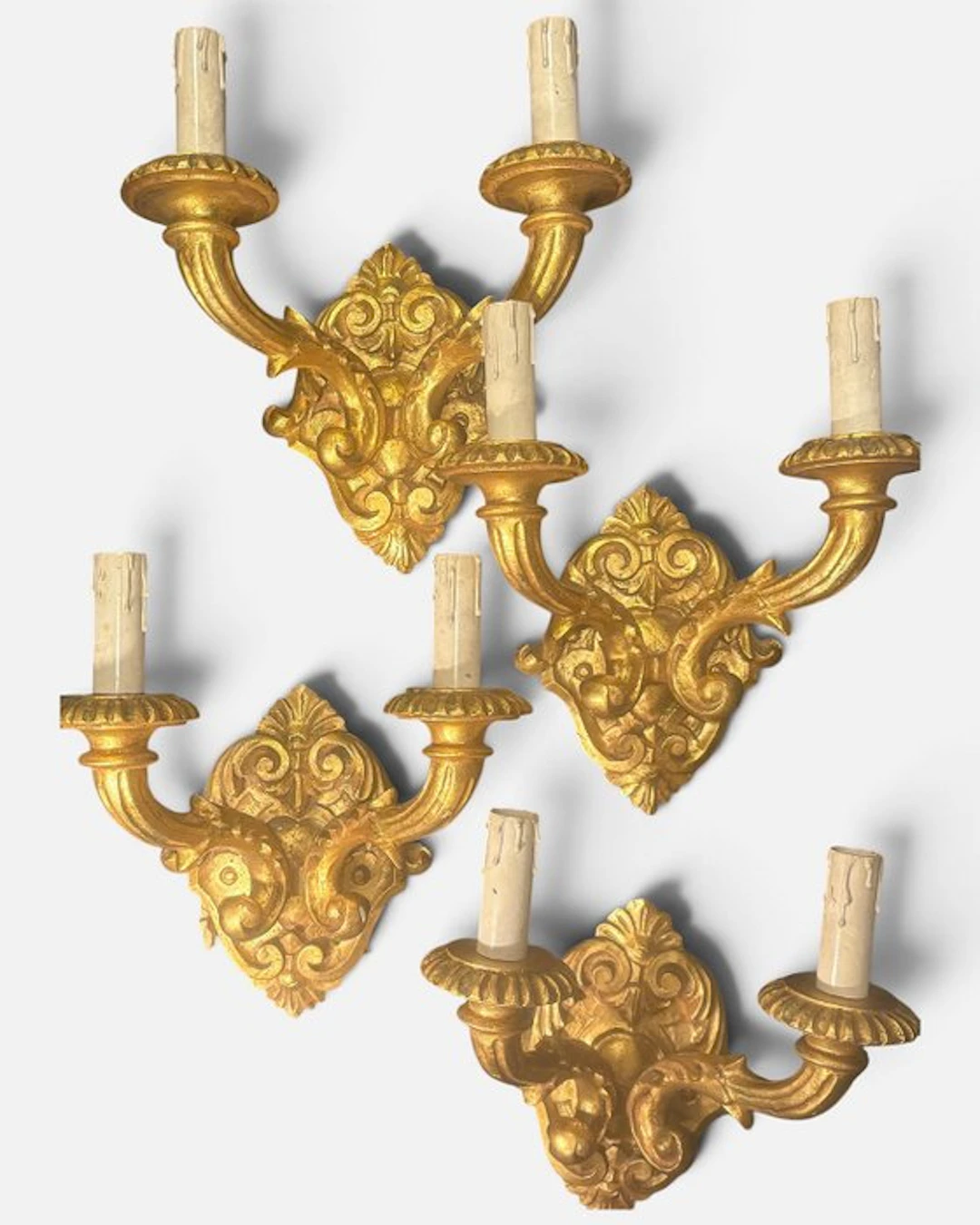 Wall sconce (4) - Wood - Carved gold leaf, 19th century