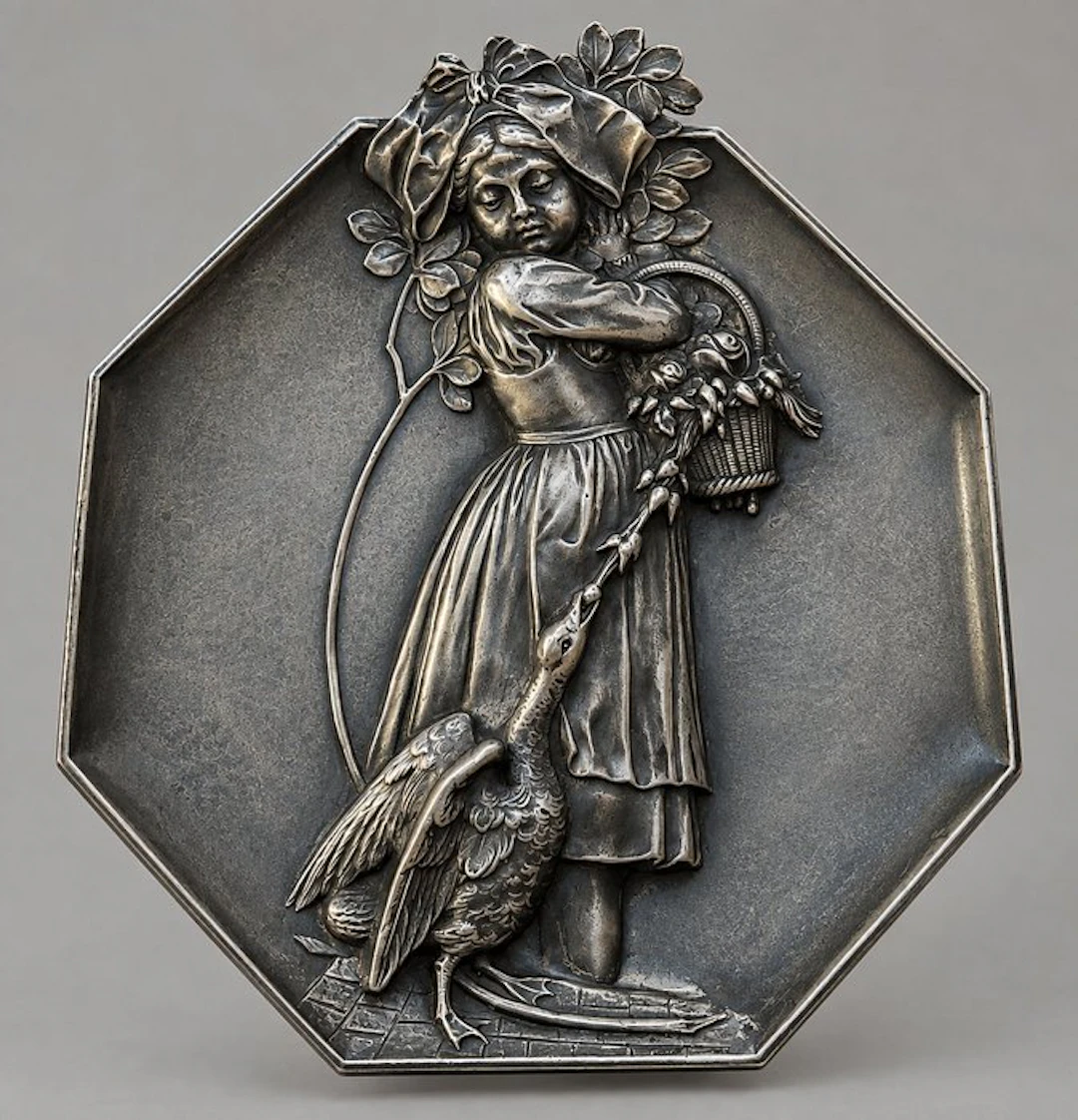 Wall plate - Tin - WMF style, Gänseliesel 353