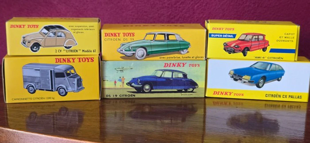 1:43 - Model car (6) - Dinky Toys Atlas Citroën : DS 19