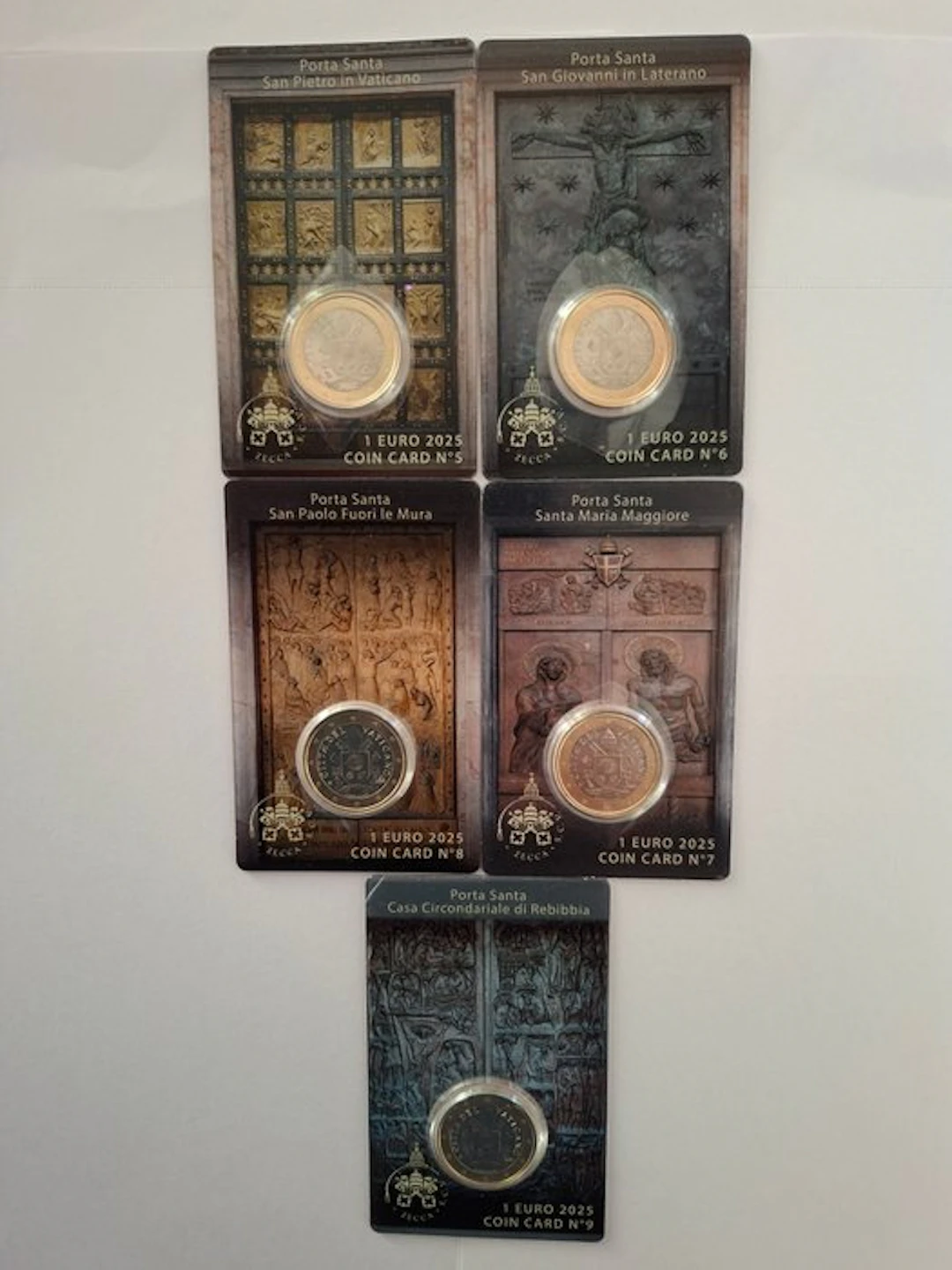 Vatican. 1 Euro 2025 "Holy Doors" (5 coincards) (No reserve price)