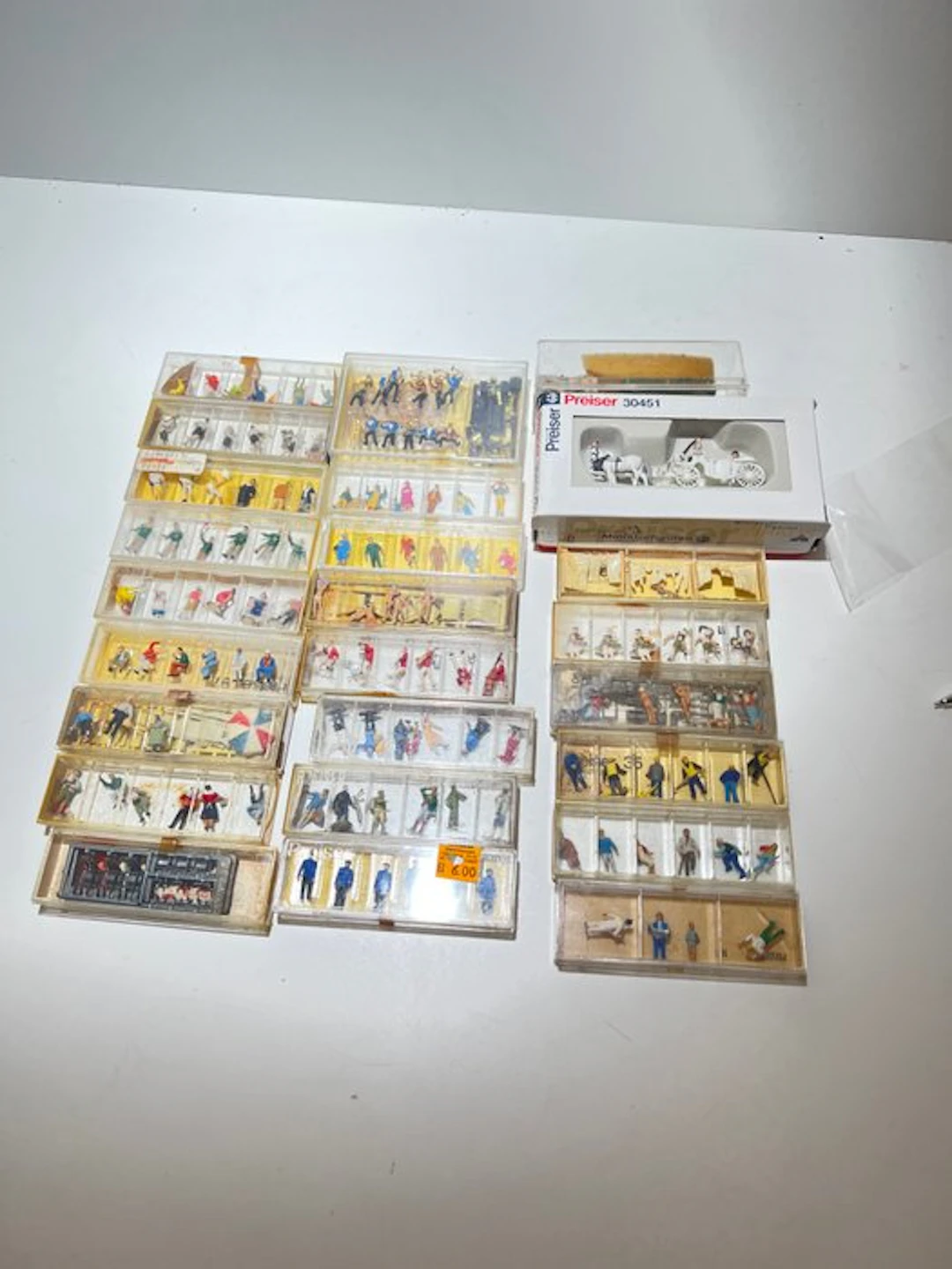 Preiser H0 - verschilend - Model train figures (25) - 150 figures