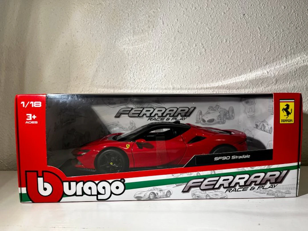 Bburago 1:18 - Model car - Ferrari SF90 Stradale