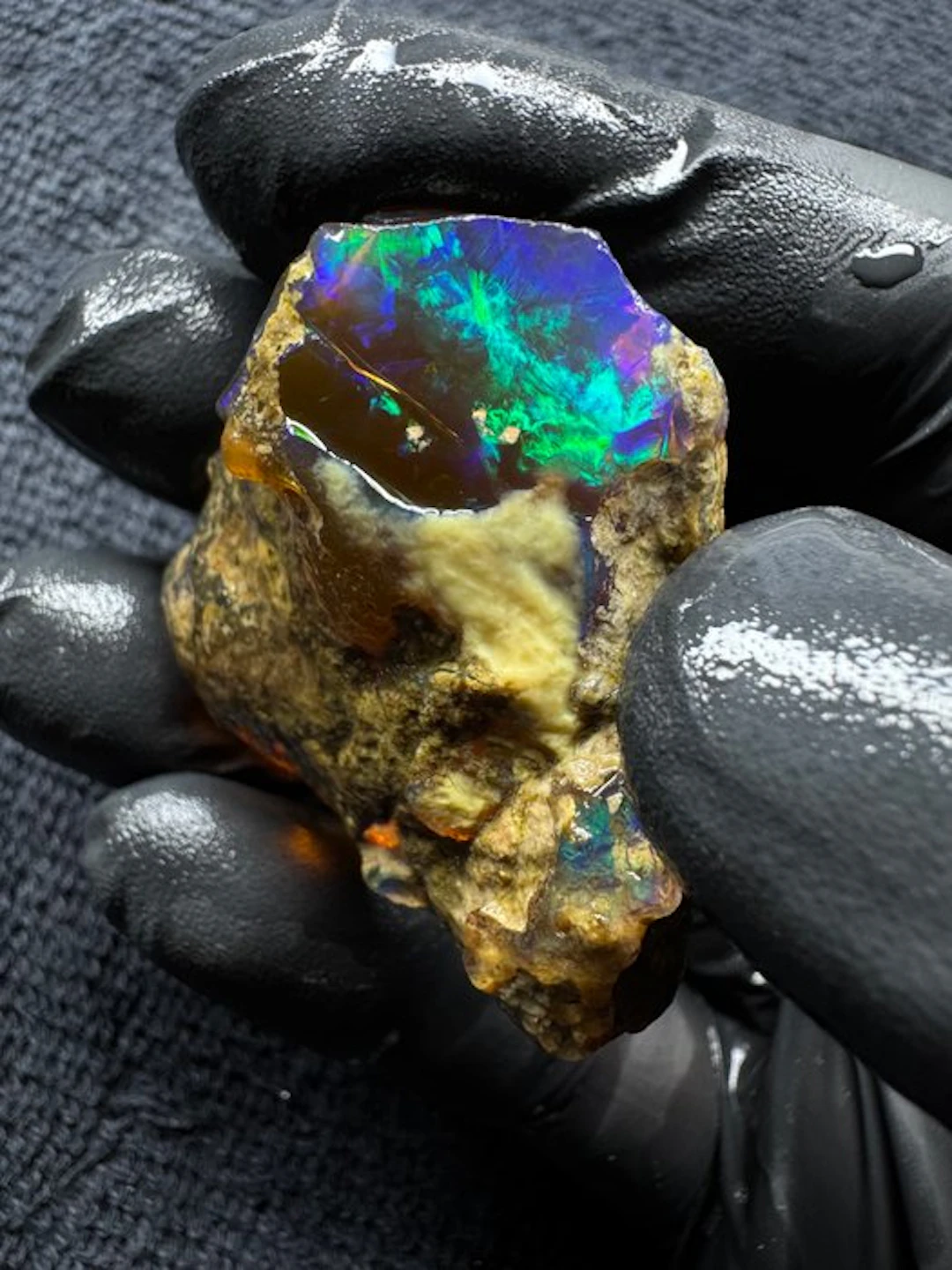 Opal Rough- 28.5 g