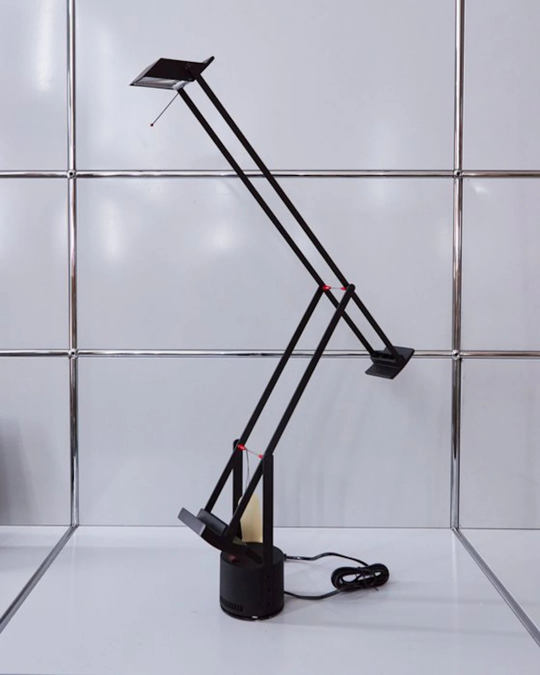 Artemide - Richard Sapper - Table lamp - Tizio 35 - Aluminium