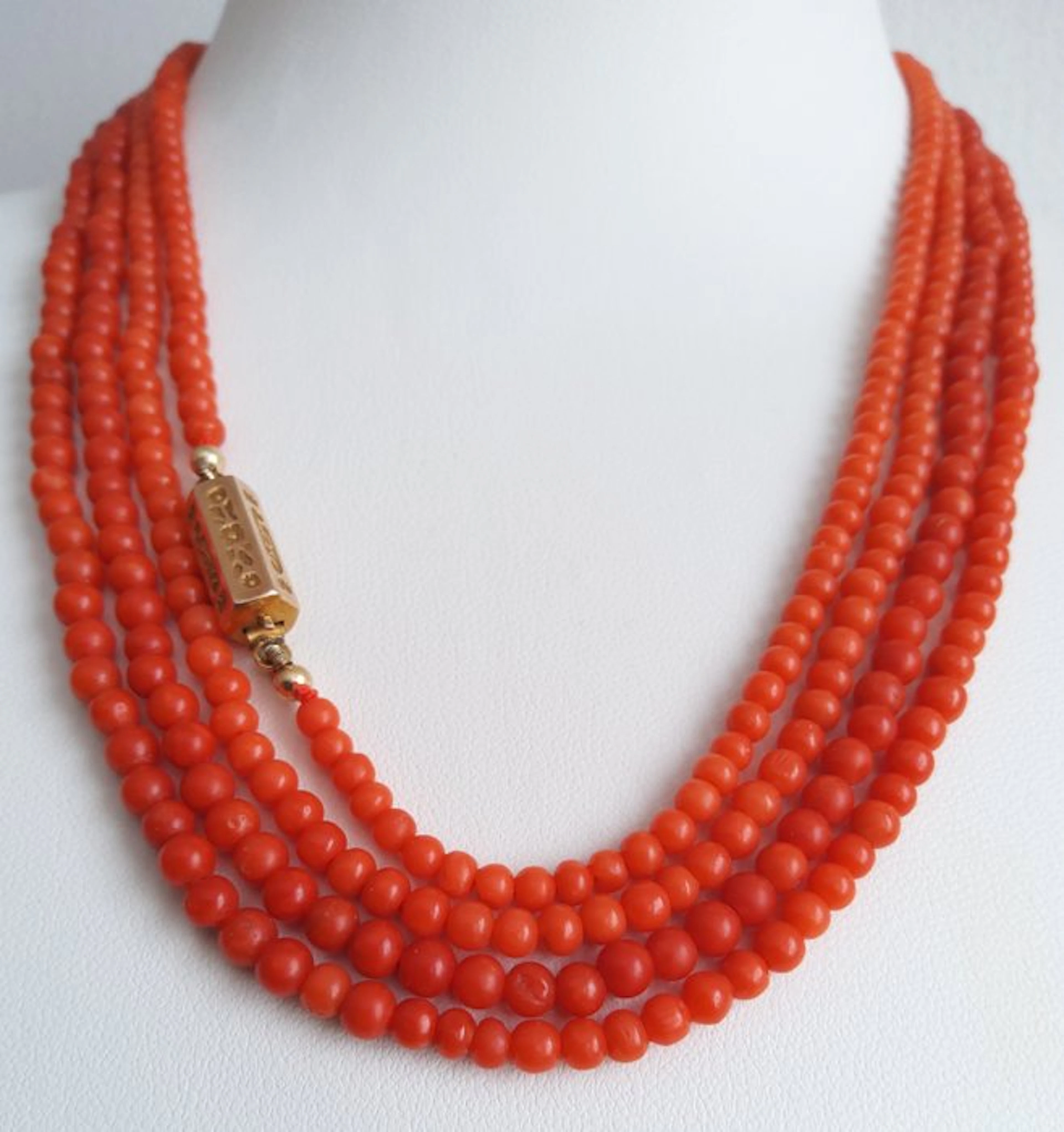 Chain - 14 kt. Yellow gold - Long chain Blood Coral