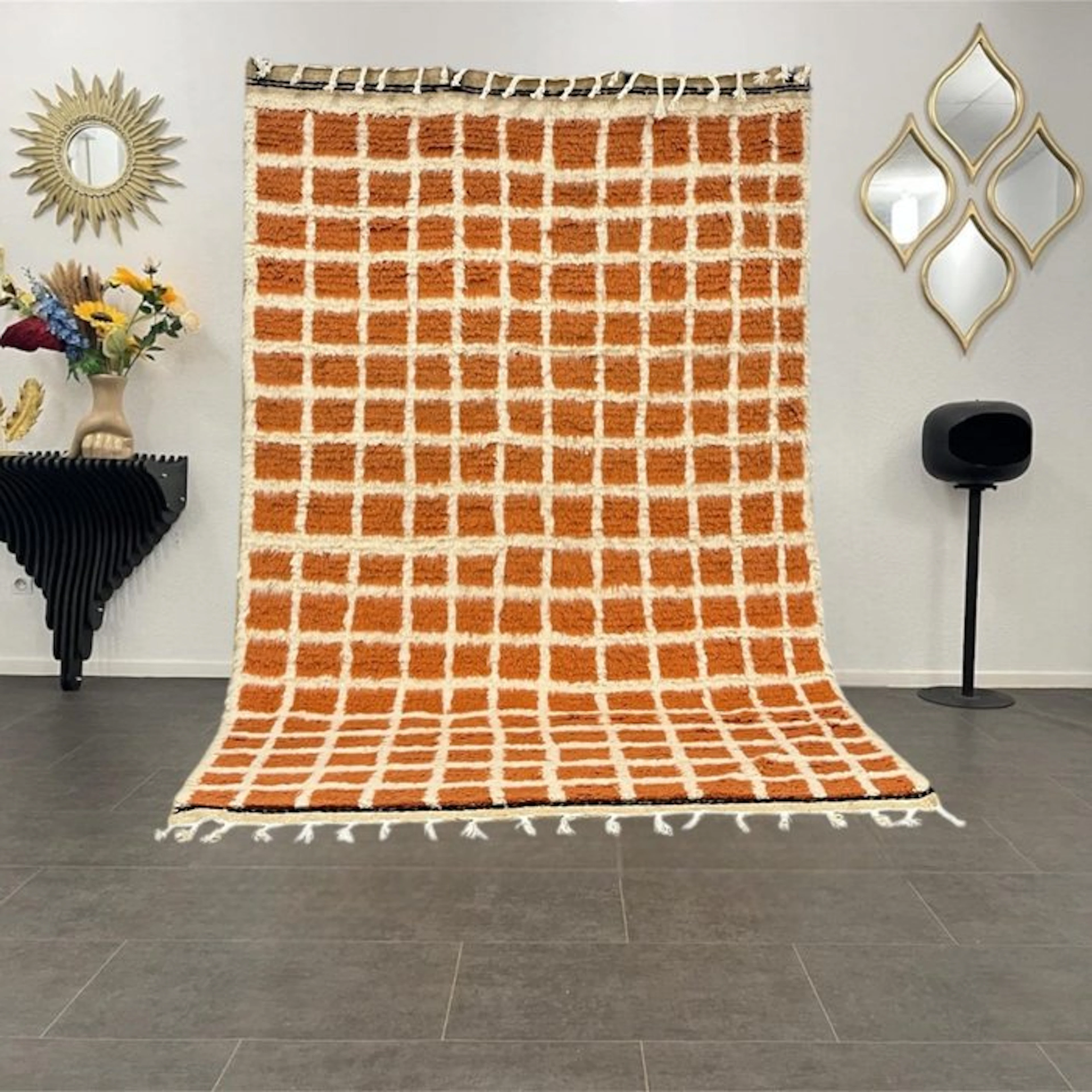 Handmade Moroccan rug – Thick texture – Exclusive design...