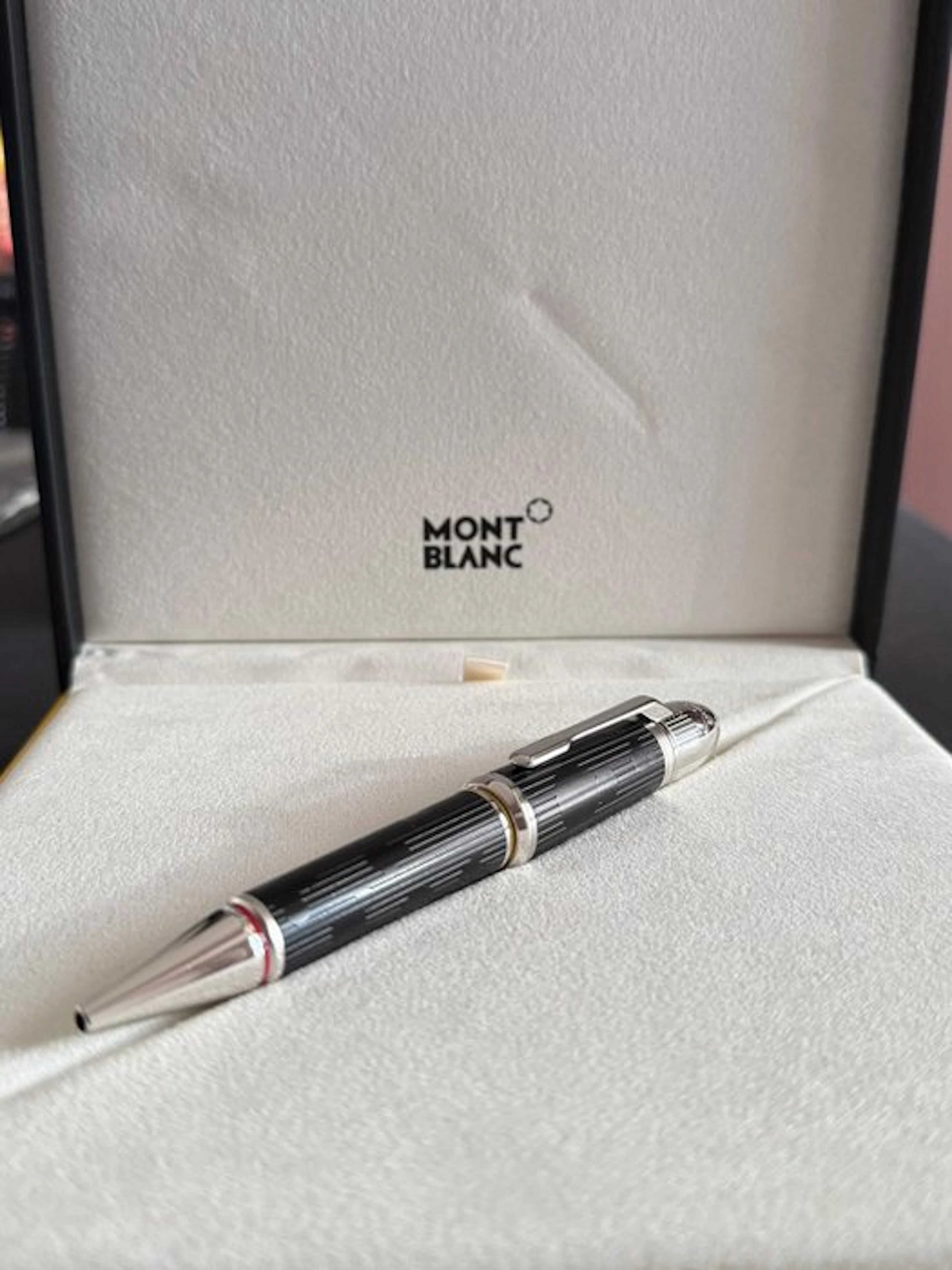 Montblanc - MB119833 - Pen