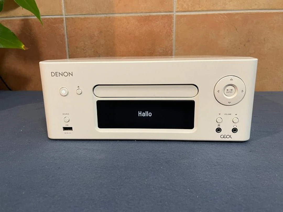 Denon - CEOL RCD-N8 network CD receiver Hi-fi set