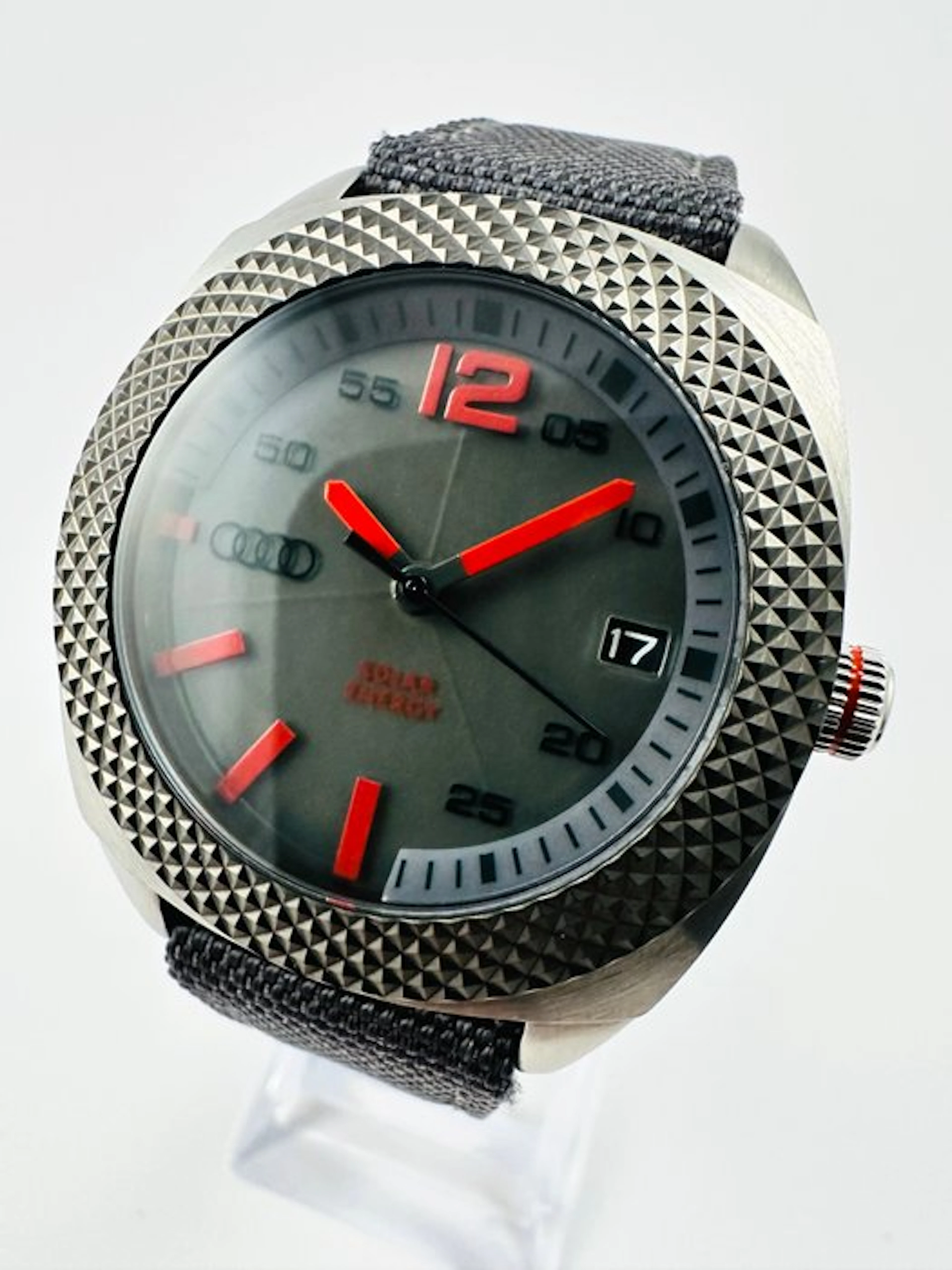 Watch - Audi - AUDI Solar Energy Watch