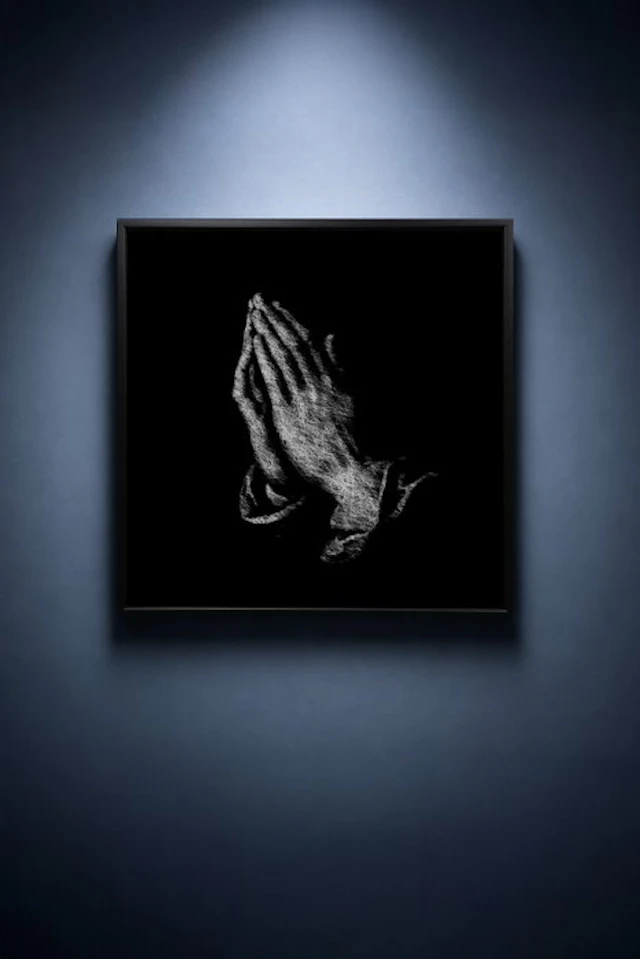 Tijs Dragtsma (1992) - Hands Woven From Light