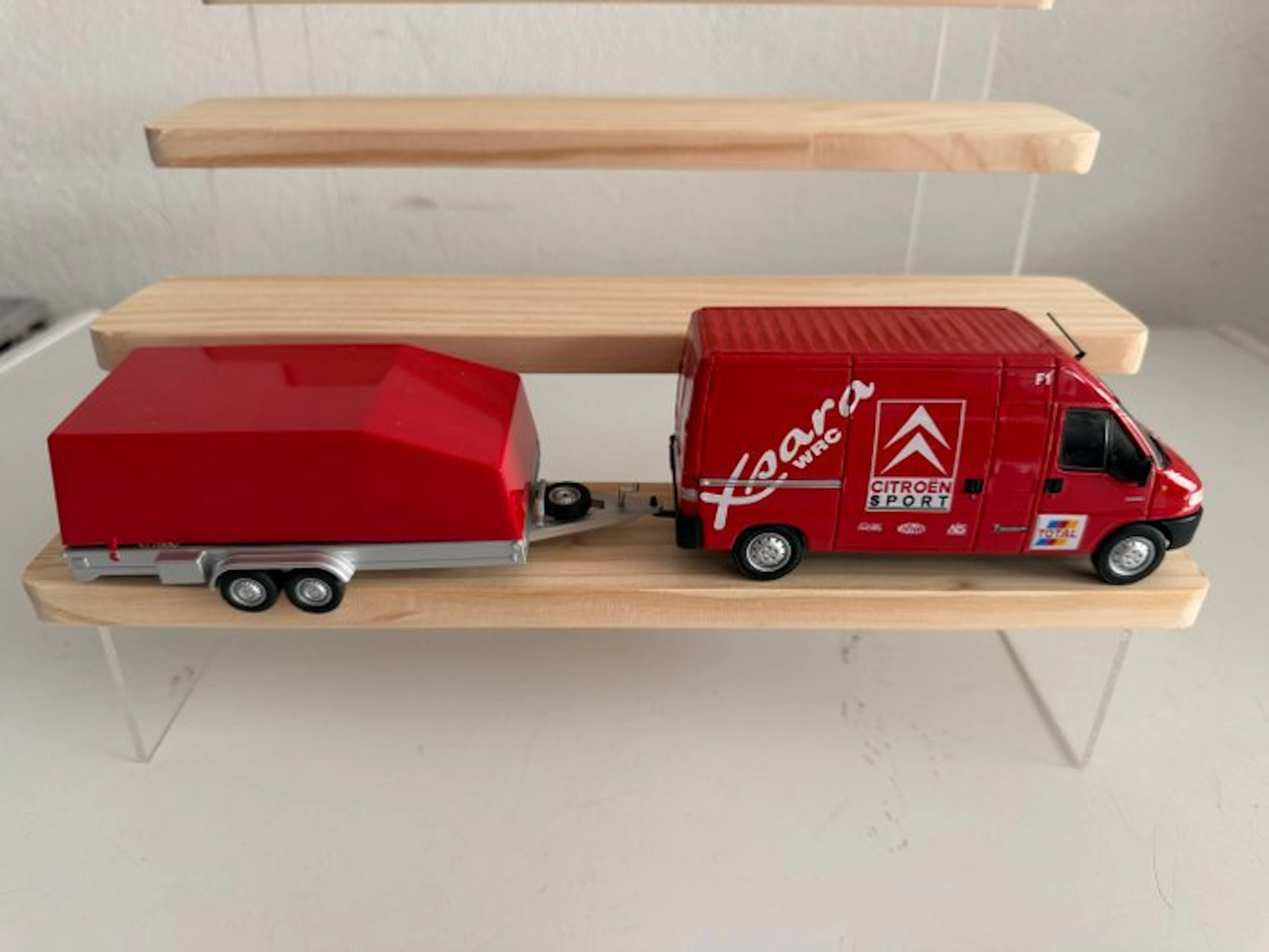 1:43 - Model car (3) - Furgone Citroen assistenza - Xsara WRC car trailer