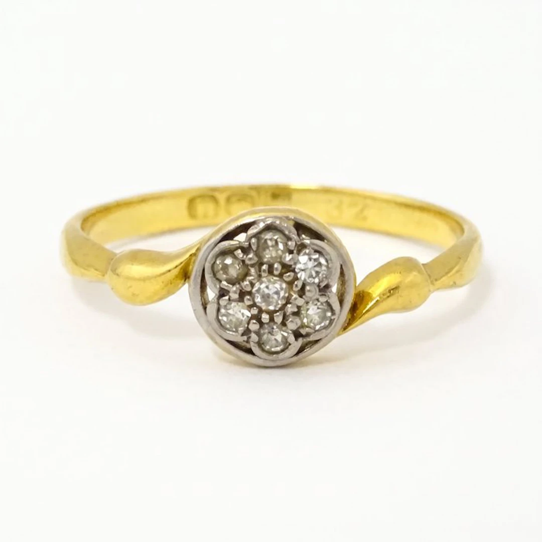Ring - 18 kt. Yellow gold Diamond (Natural)