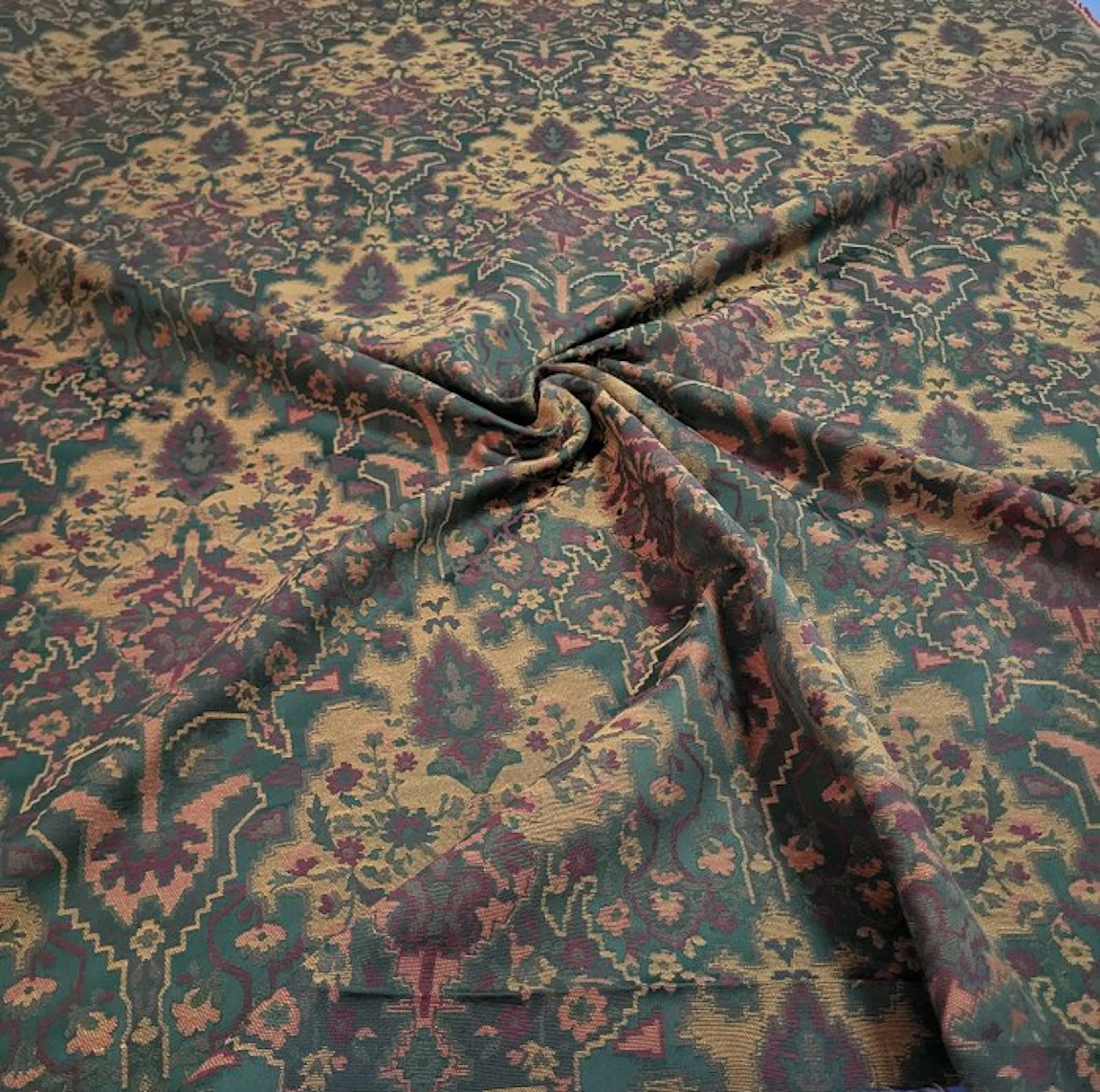 Fine baroque damask cotton fabric. - Textile - 650 cm - 140 cm