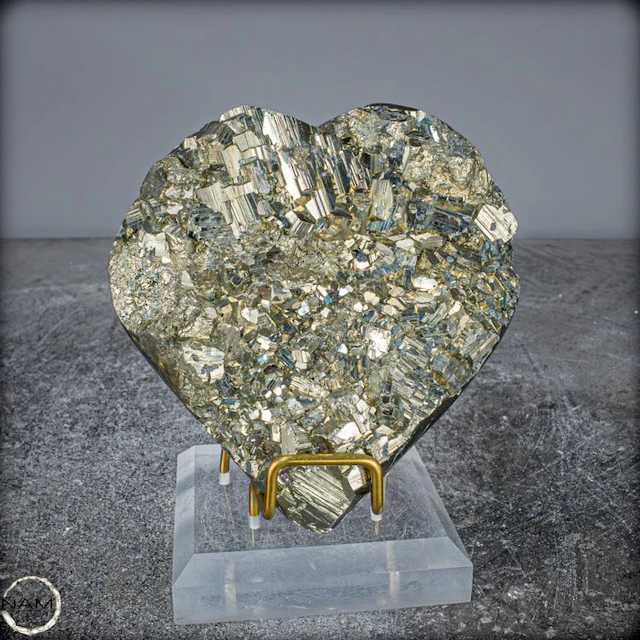 Rare Natural Golden Cube Crystal Pyrite Heart- 1122.22 g