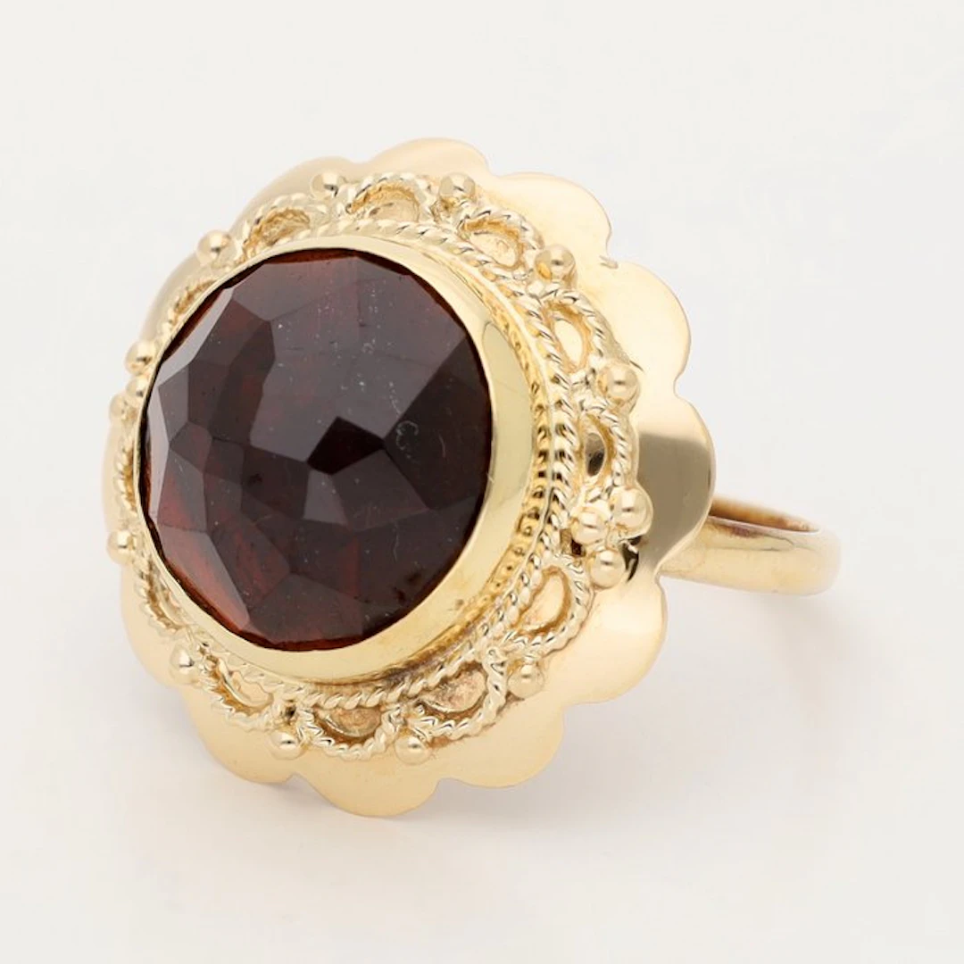 Ring - 14 kt. Yellow gold - 3.36ct. tw. Garnet