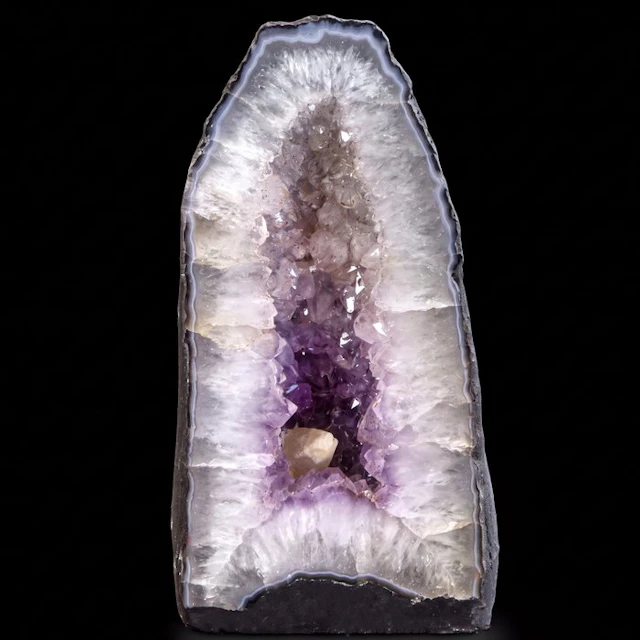 Amethyst - Geode - 32x16x14 cm- 8.8 kg