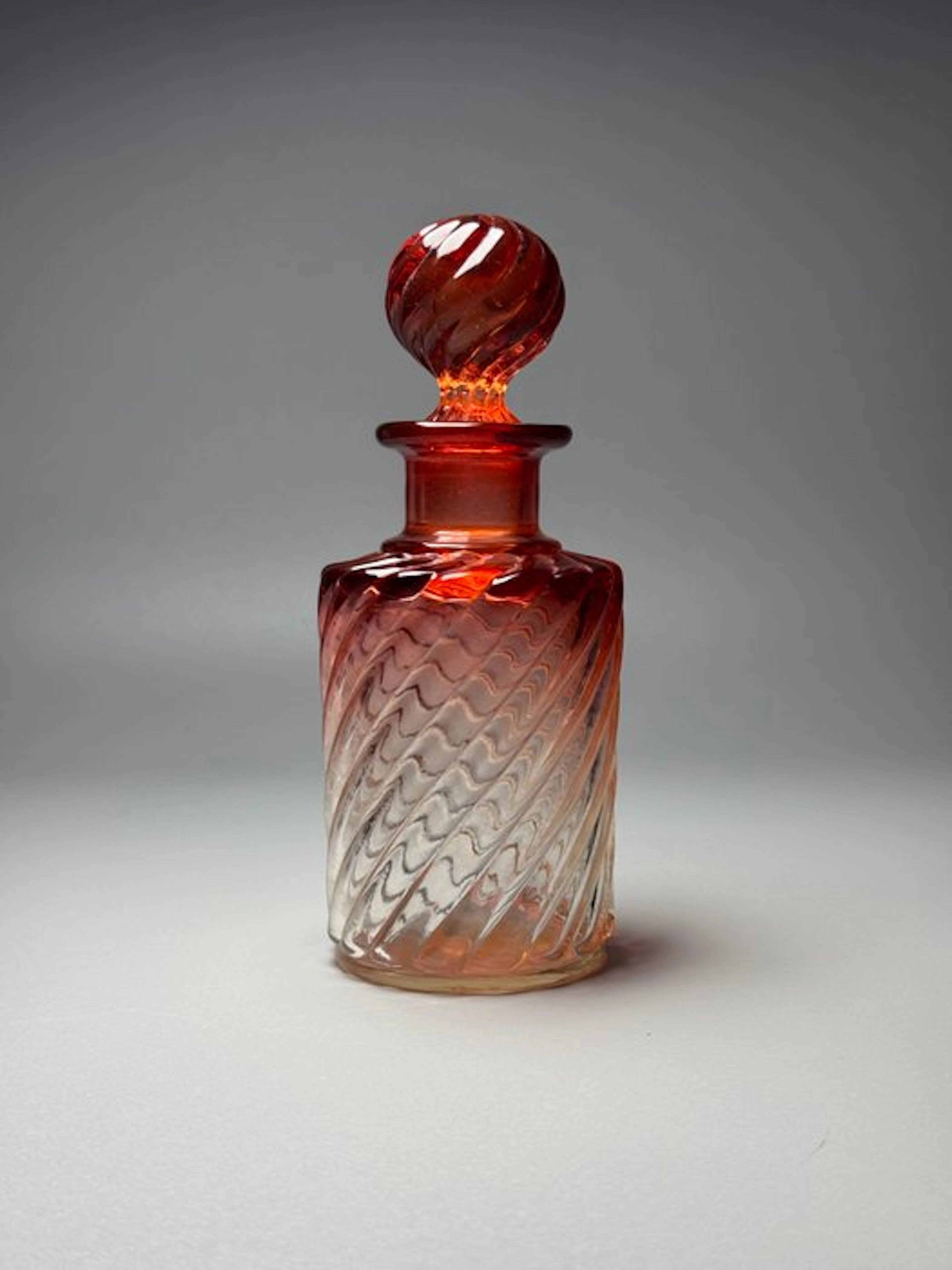 Baccarat - Perfume bottle - Série BAMBOUS TORS - Amberina...