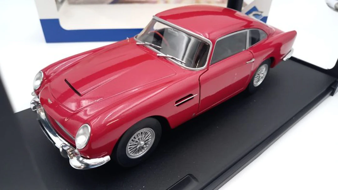 Solido 1:18 - Model car - Aston Martin DB5 - (cod.H12)