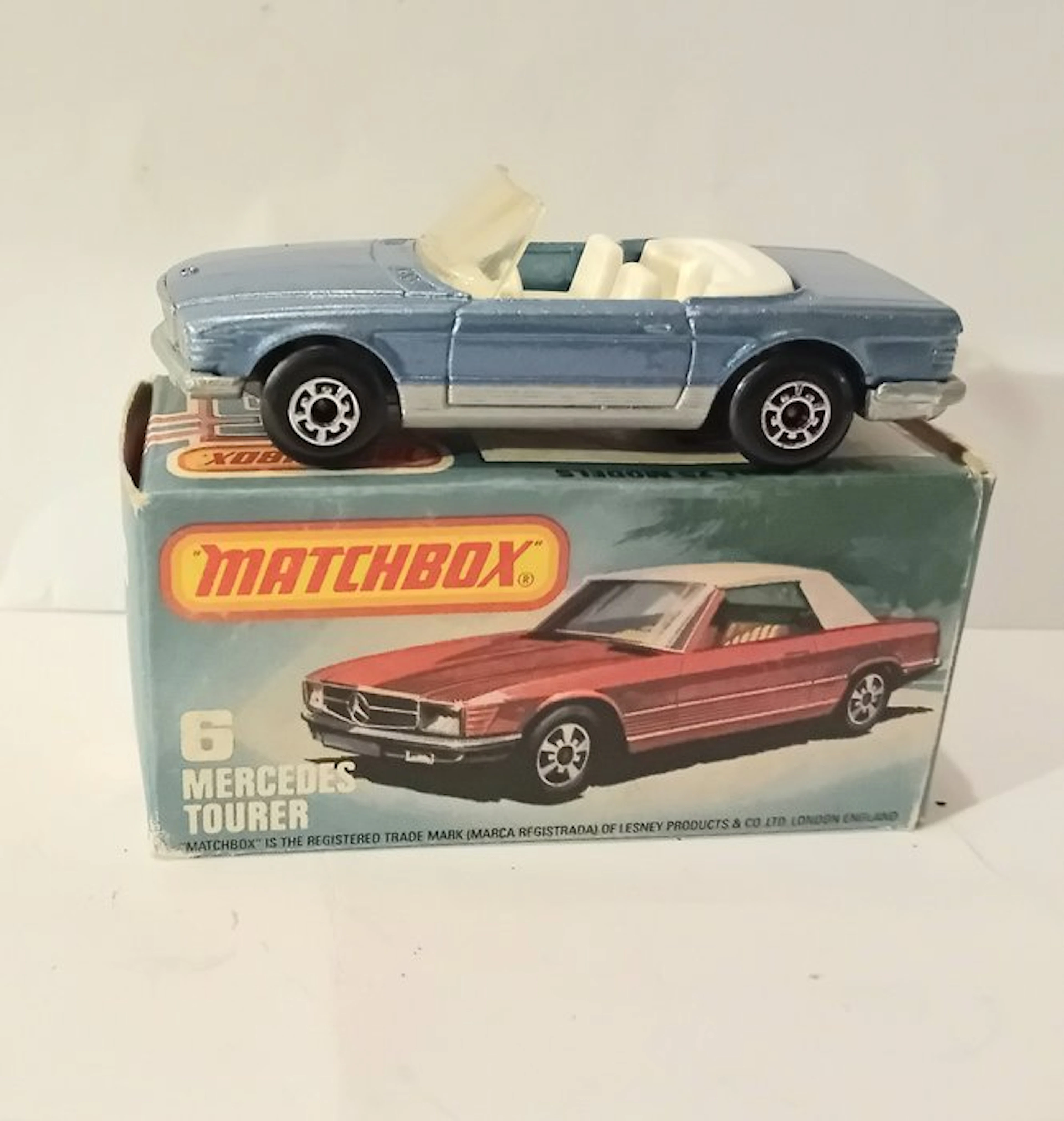 Matchbox 1:64 - Model convertible car - Mercedes Tourer (6)