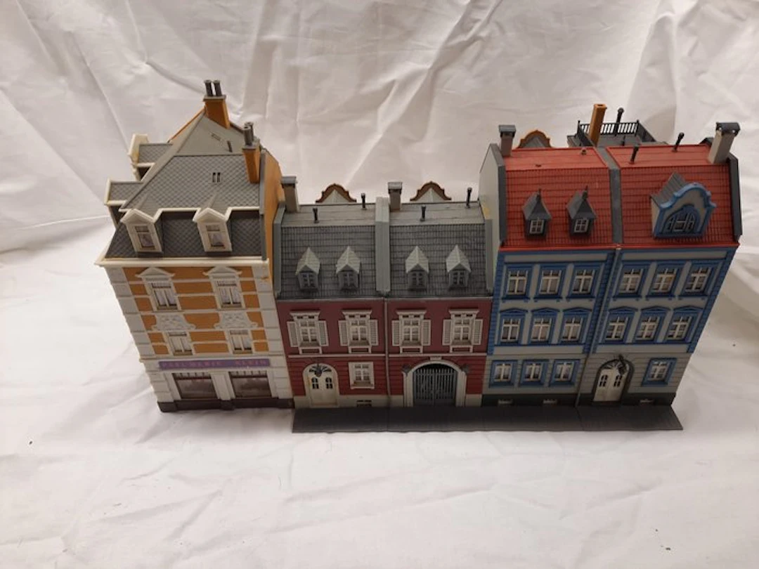 Kibri, Wiking H0 - Model train scenery (2) - Shop and business premises