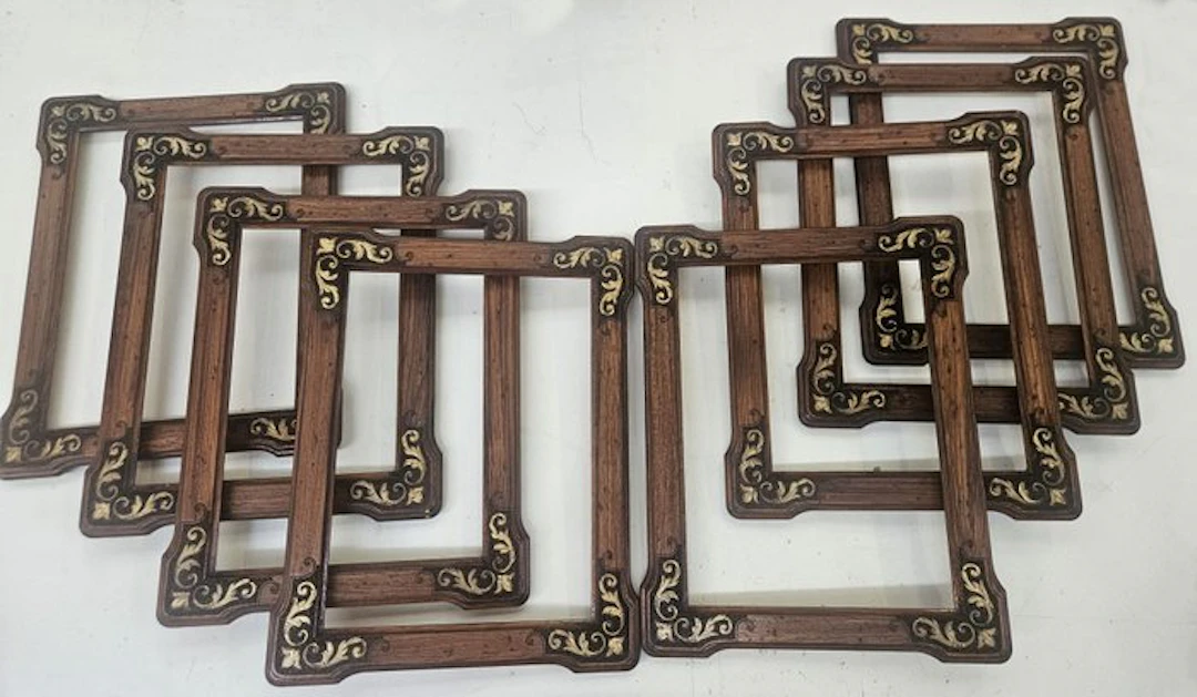 Frame (8) - Wood