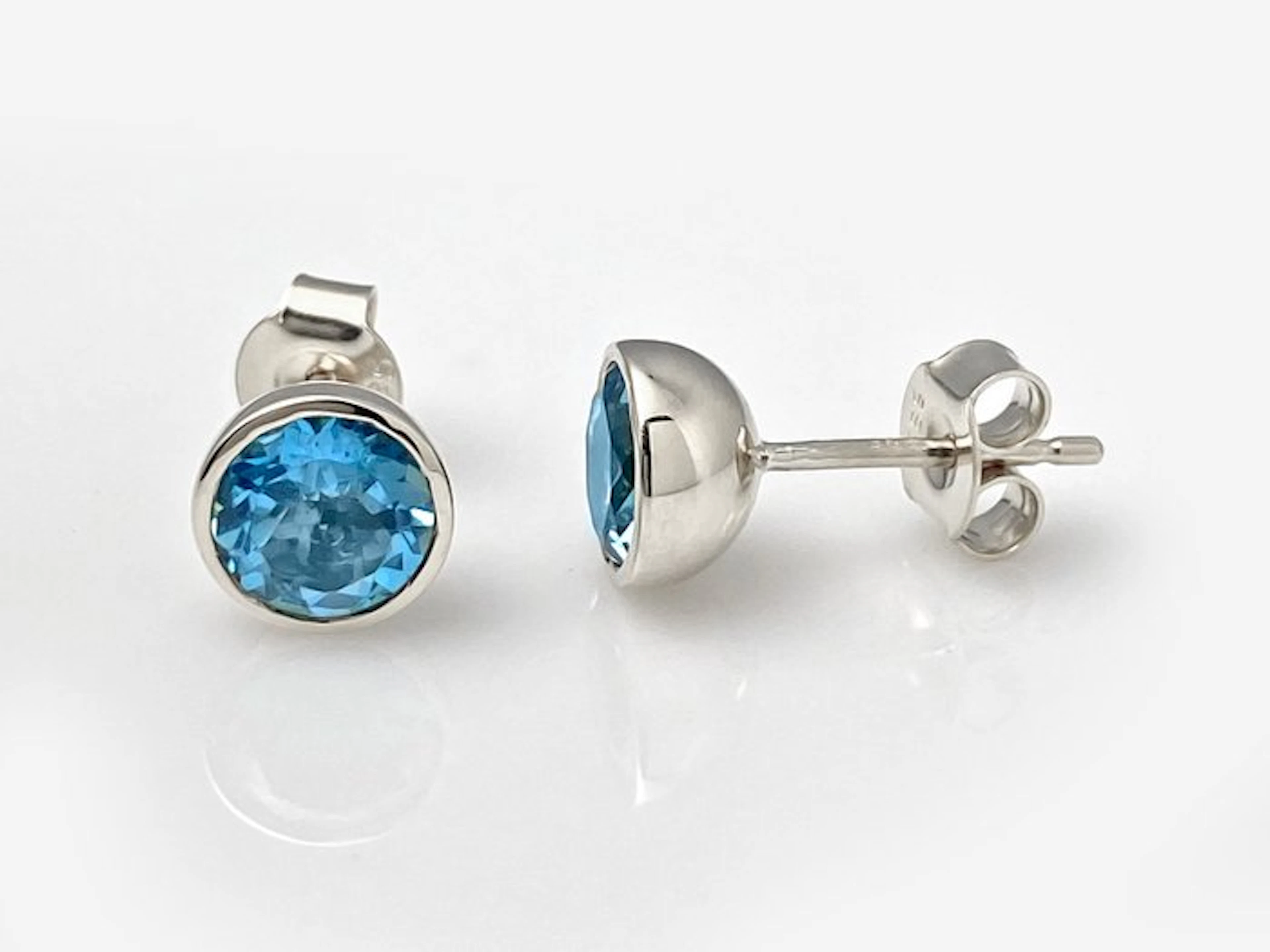 No reserve price - Earrings - 14 kt. White gold - 2.14ct. tw. Topaz