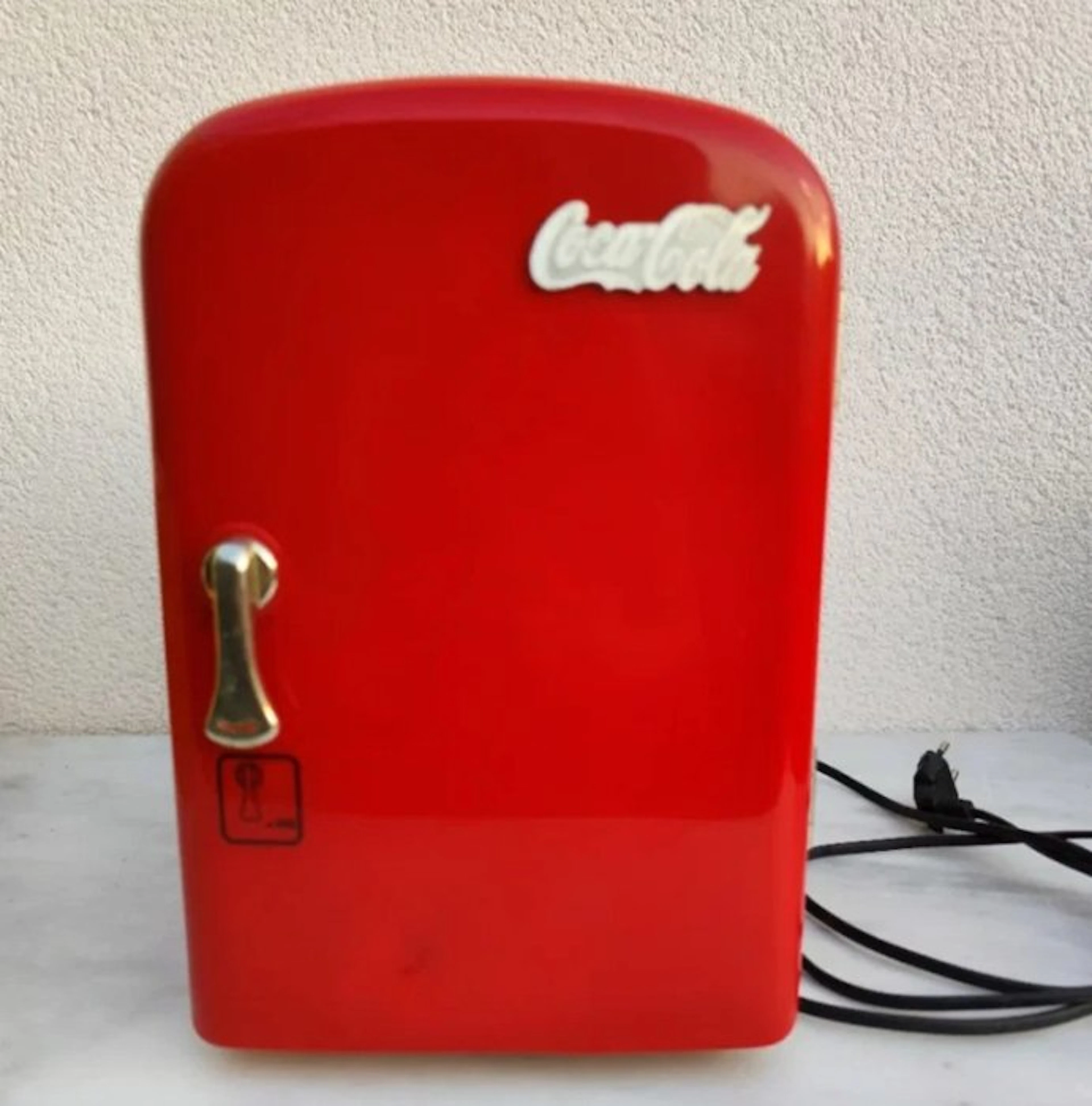 Coca-Cola - coca cola - Refrigerator - Plastic