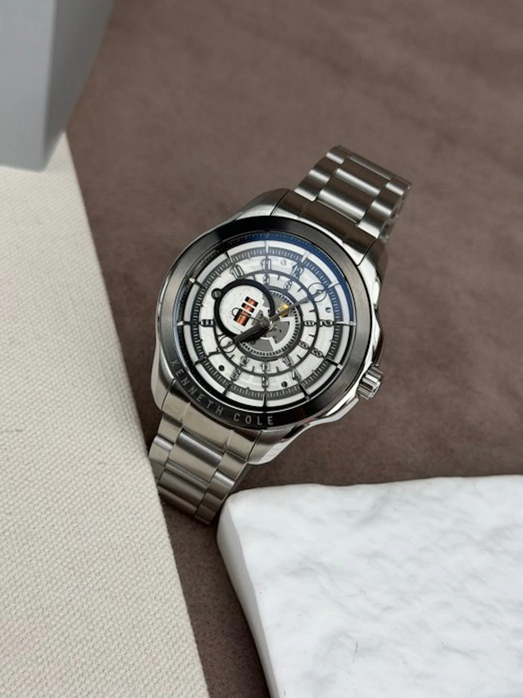 Kenneth Cole - silver dial semi-skeleton - No reserve...