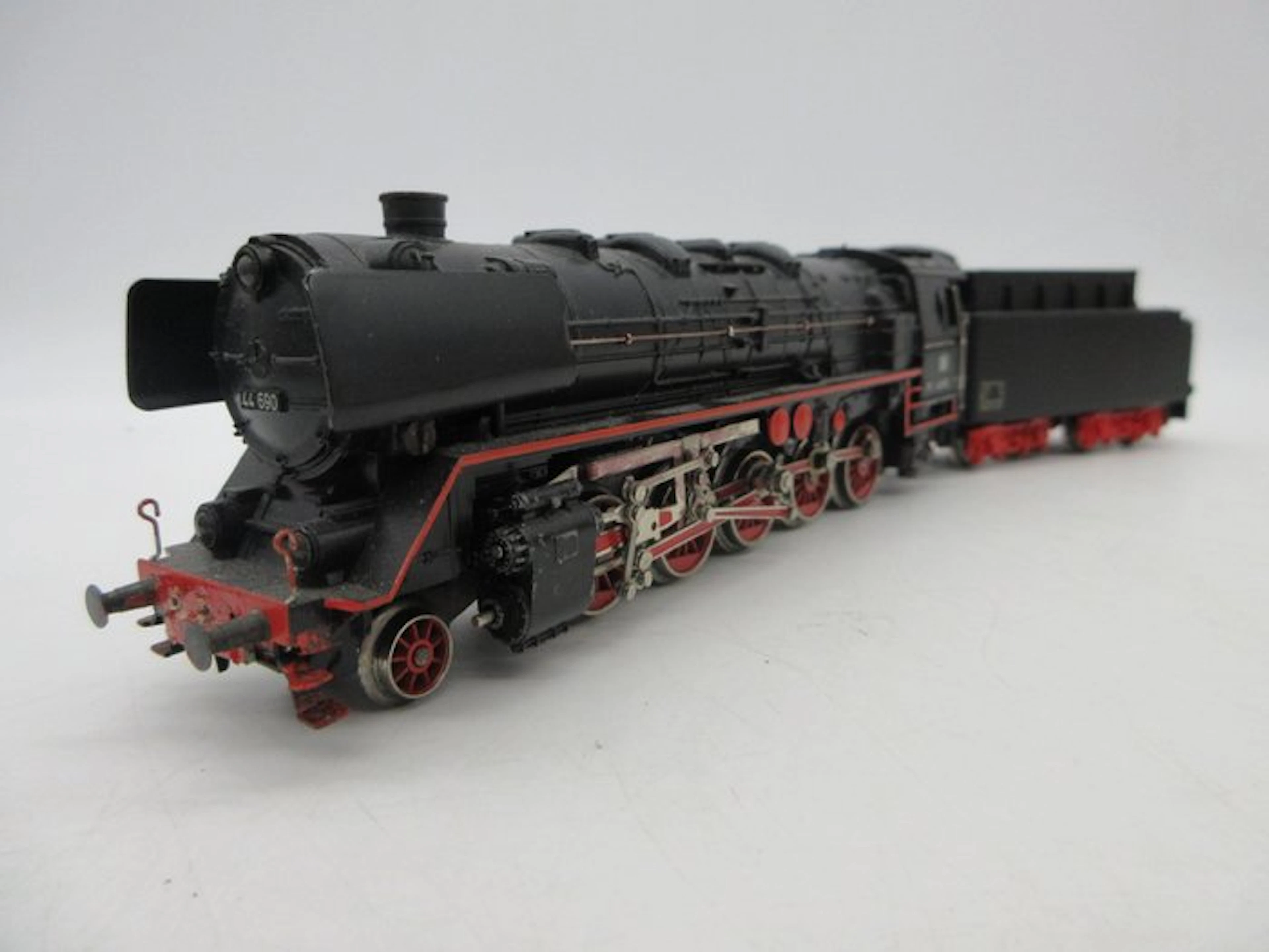 Märklin H0 - 3027 - Steam locomotive with tender (1) - BR 44