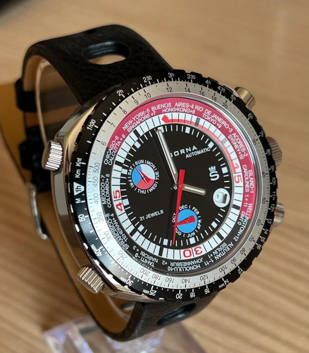 Sorna - World Time - No reserve price - Men - 2010-2020