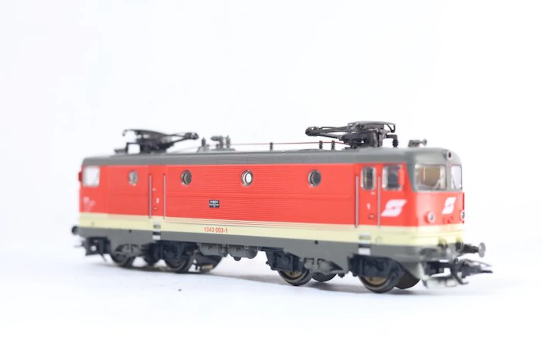 Märklin H0 - 3458 - Electric locomotive (1) - Series 1141 - ÖBB