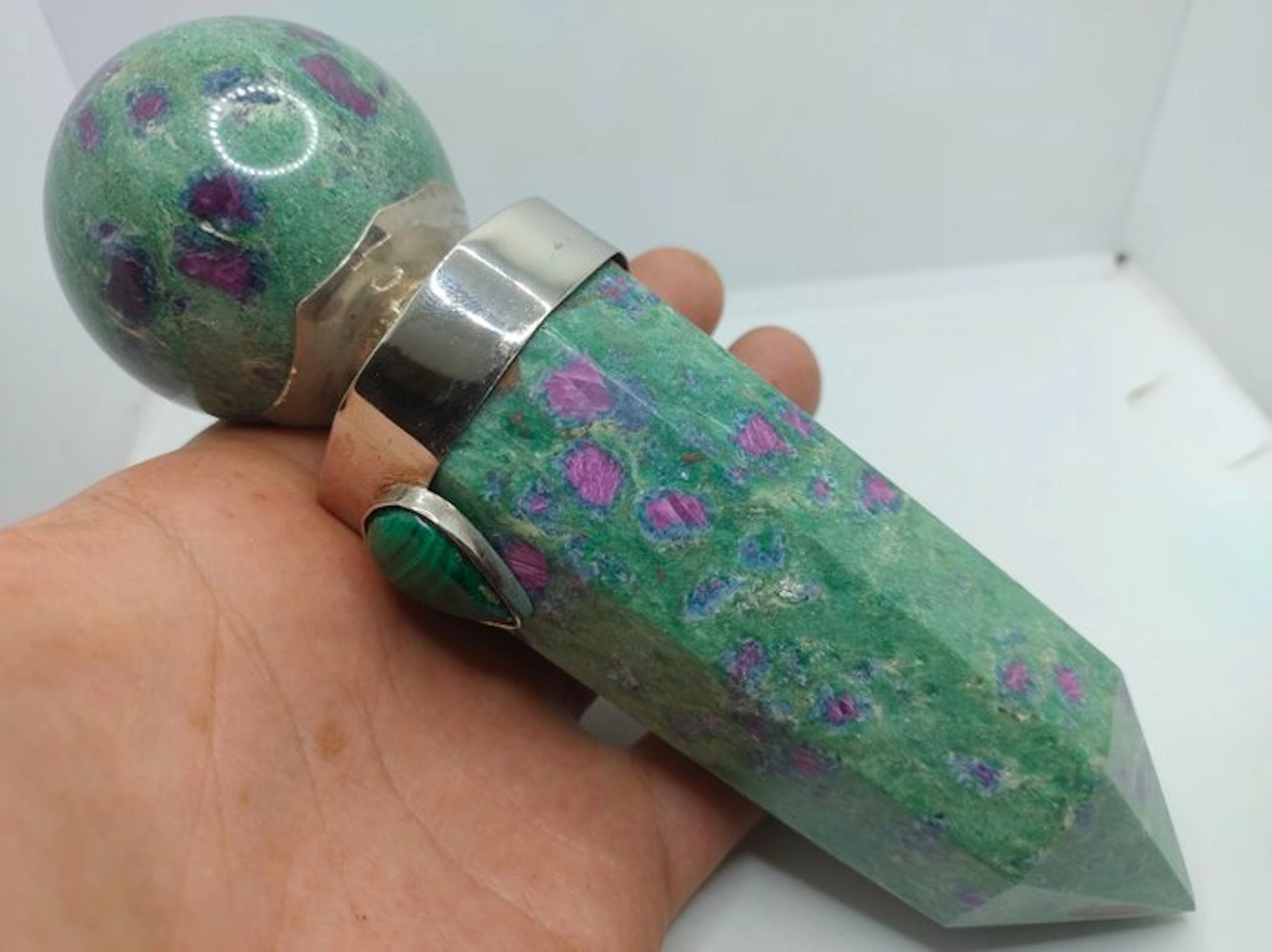 "Big" Beautiful Scepter - Top Quality Ruby in Zoisite