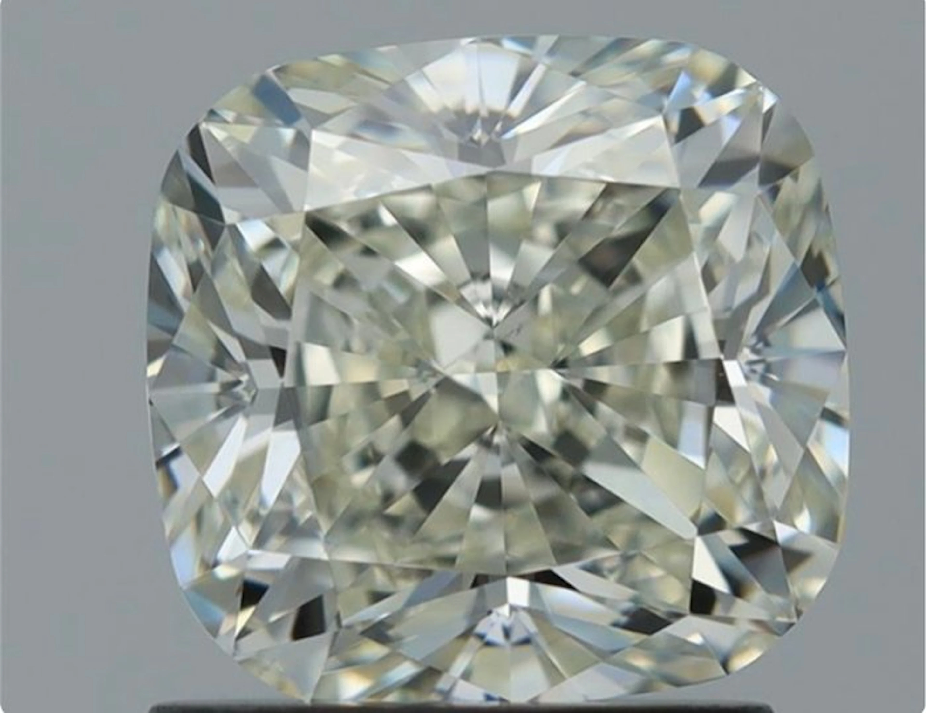 1 pcs Diamond (Natural) - 1.60 ct - Cushion - J - VS1 - HRD Antwerp - Ex Ex