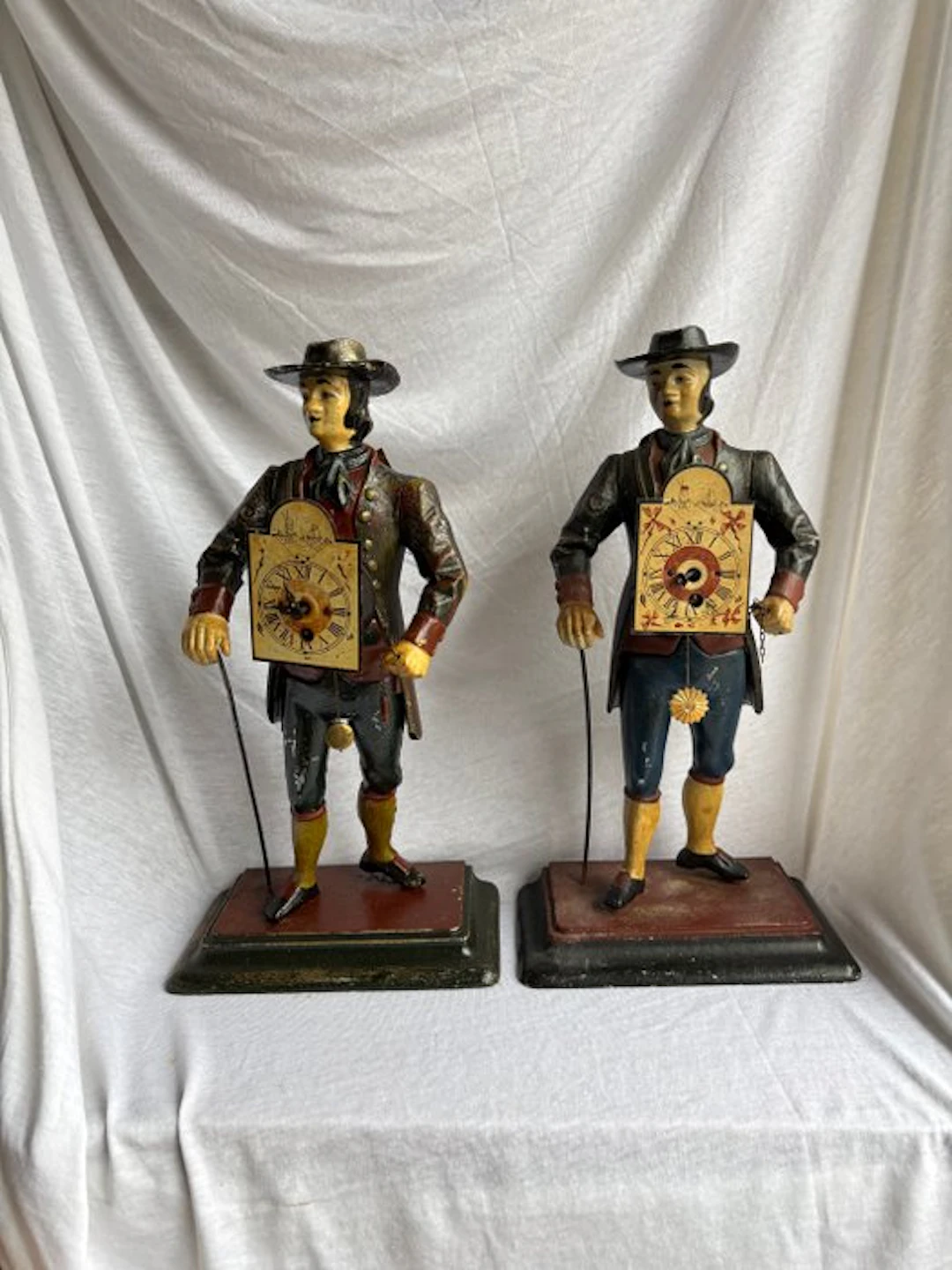 Black Forest 'Clockman' timepiece (2) - Aluminium - 1940-1950