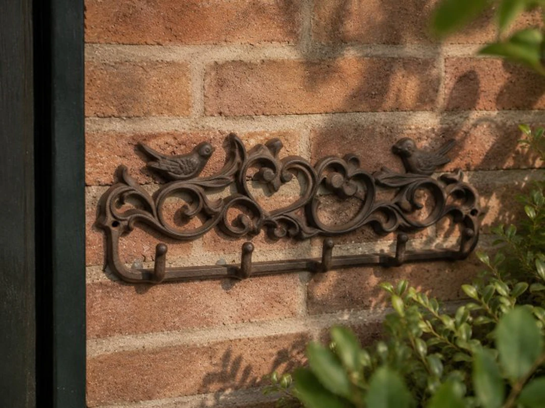 Decorative ornament - Cast iron coat rack