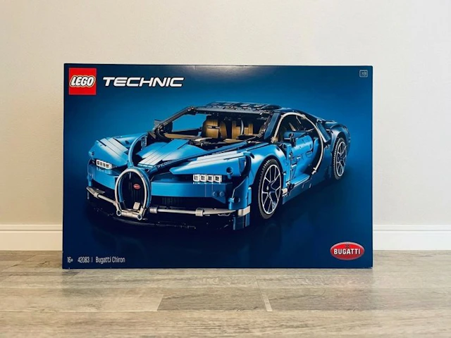LEGO Set - 42083 - Technic - Bugatti Chiron