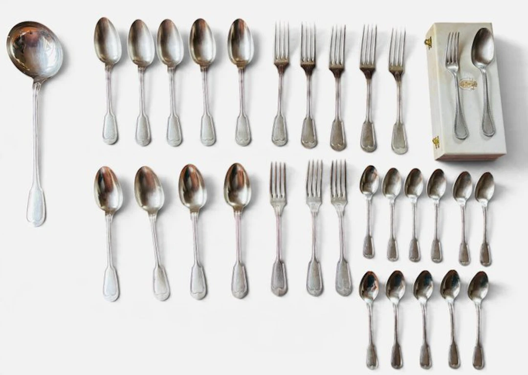 Ecruis Christofle - Cutlery set (31) - Old Paris. Uni Plat Perles