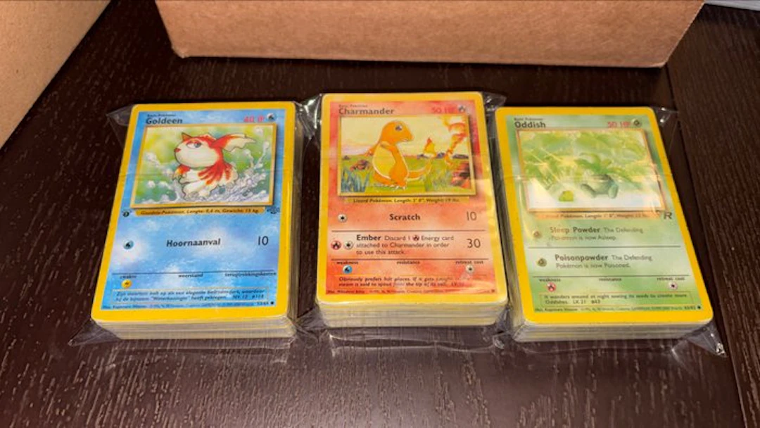 Pokémon - 2600 Bulk cards - Various sets