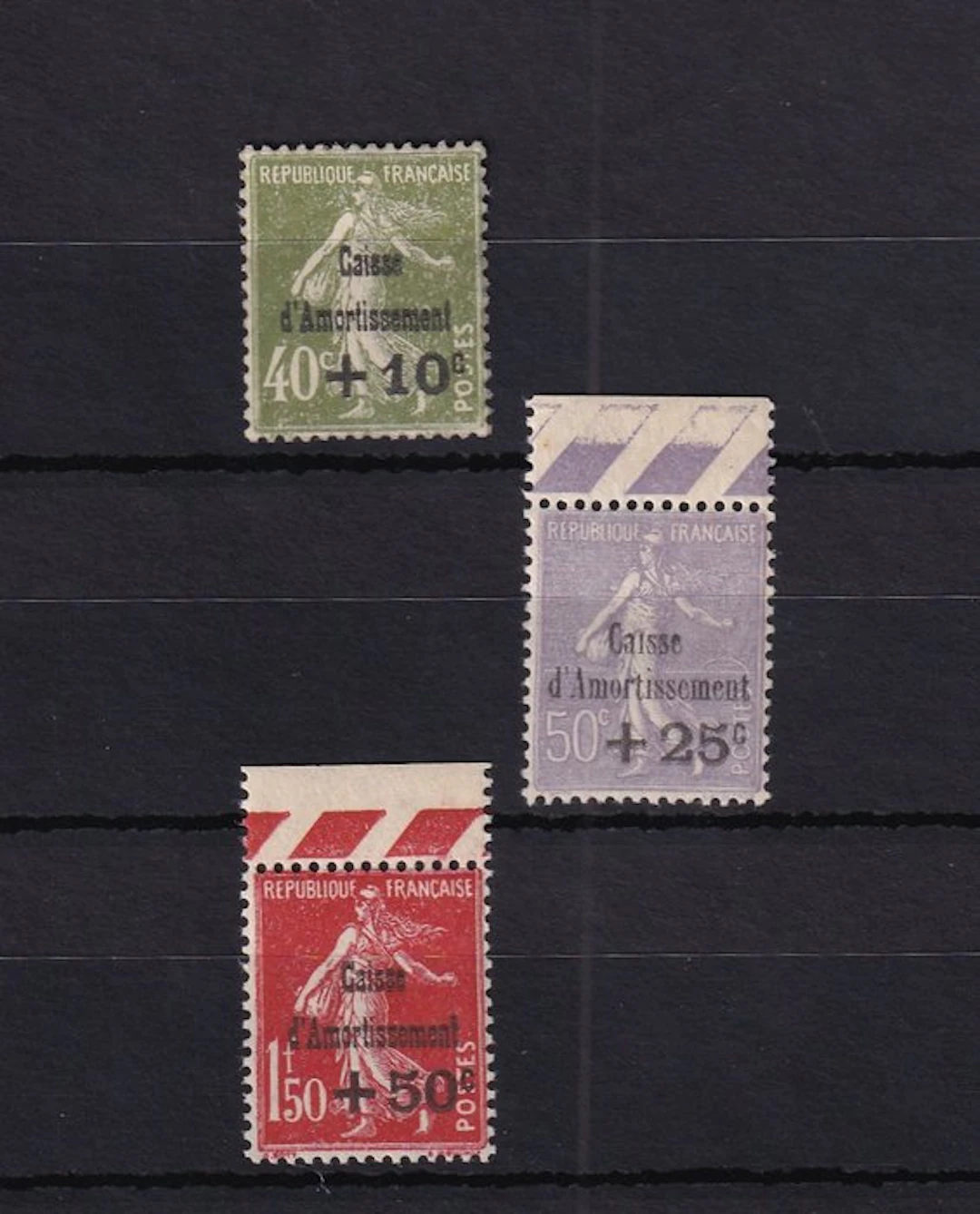 France 1931 - Costs €840 with a variety without the dot on the i