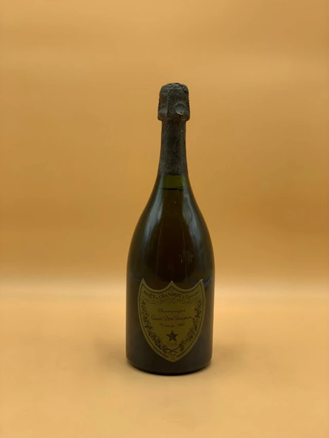 1982 Moët & Chandon, Cuvée Dom Pérignon - Champagne Brut - 1 Bottle (0.75L)