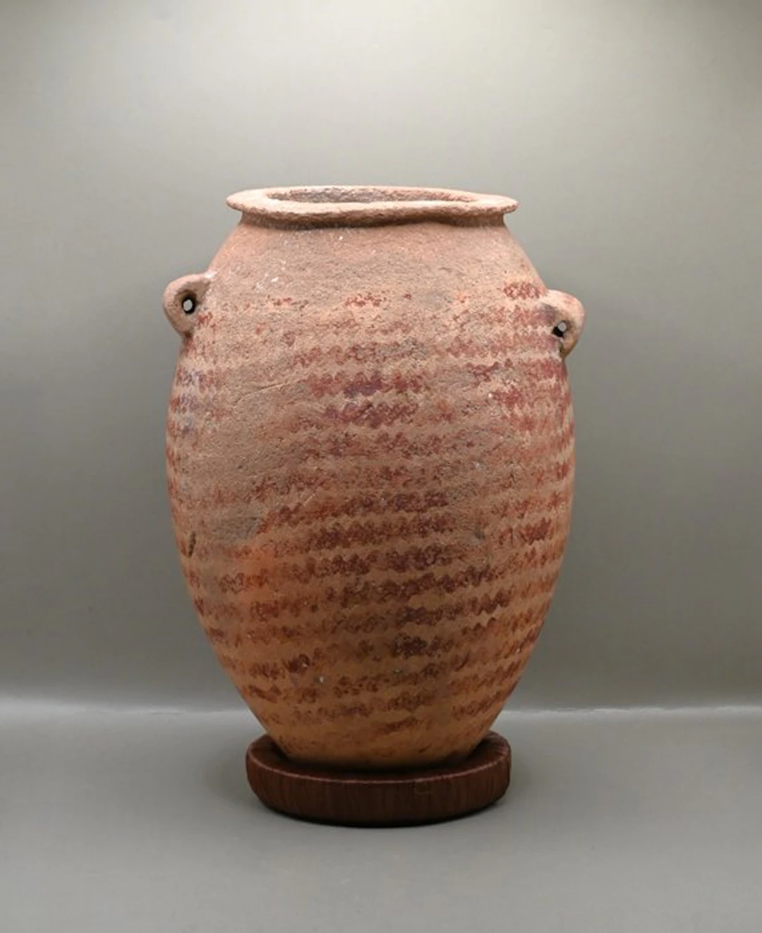 Naqada predynastic Terracotta Jar with zigzag pattern - 16 cm