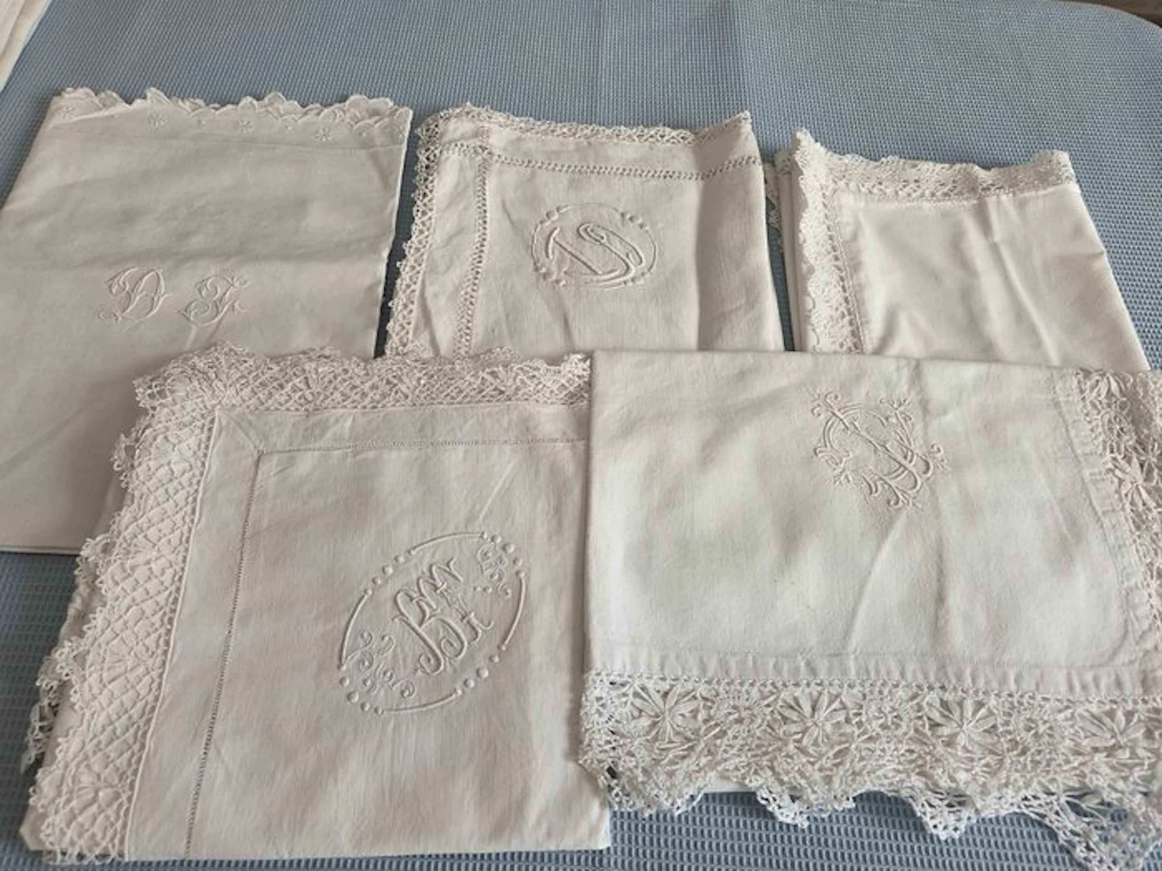 Pillowcases - Cushion (5)
